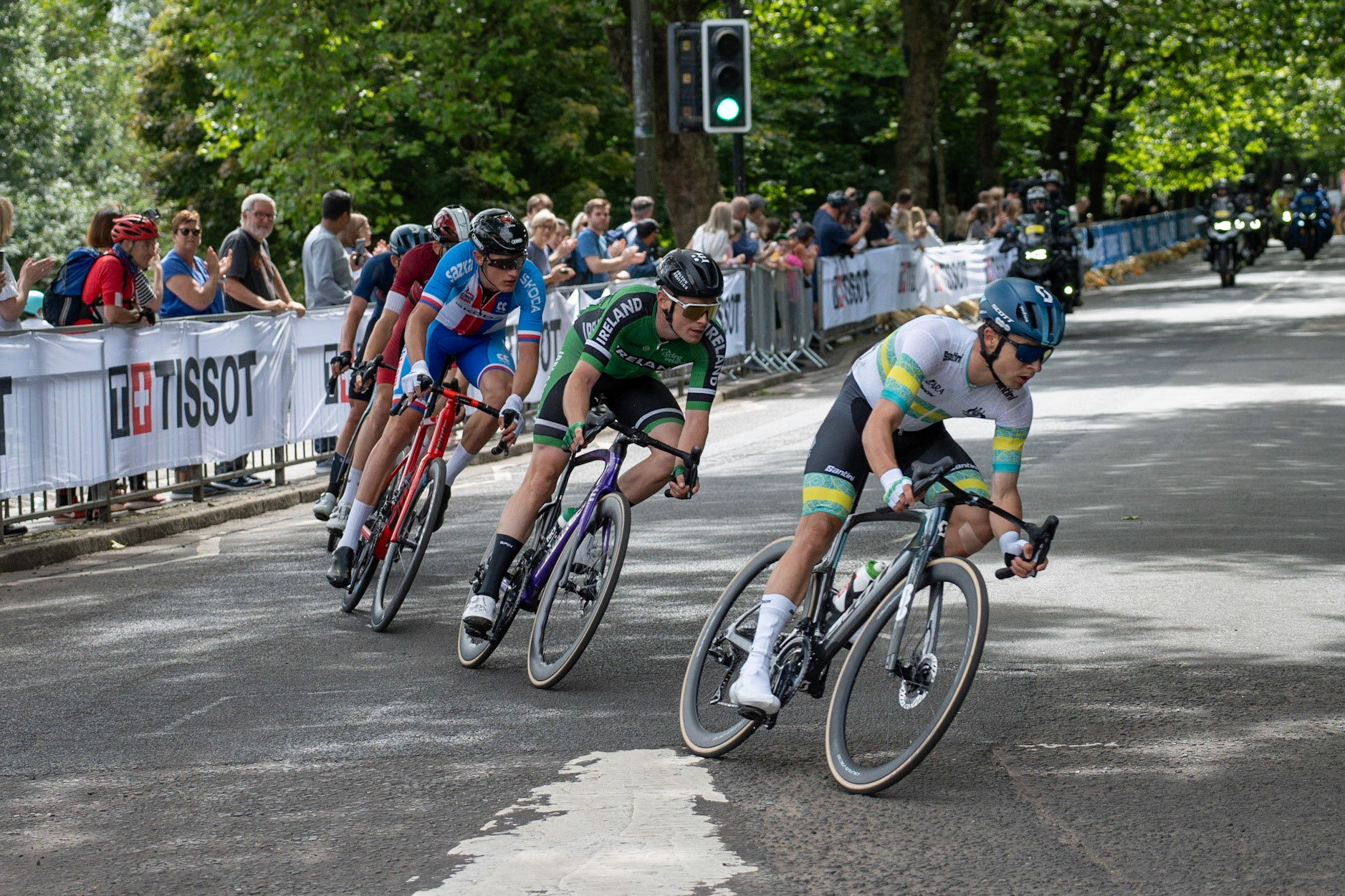 Glasgow, Scotland, UK. 6th August 2023. UCI World Championships – Mathieu van der Poel wins the Men’s Elite Road Race Road Race from Edinburgh to Glasgow ending with 10 laps of the city centre circuit. Credit R.Gass/Alamy Live News