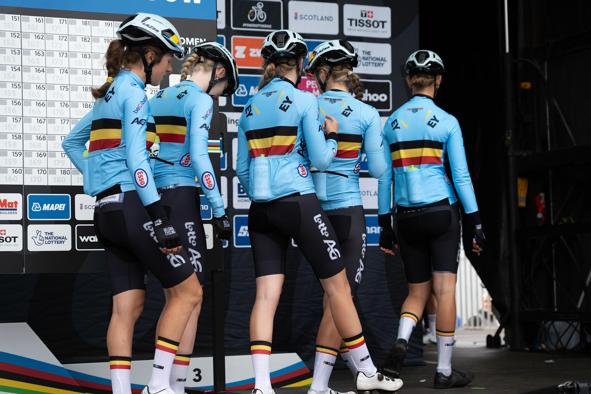 Glasgow, Scotland, UK. 5th August 2023. UCI World Championships - Junior Woman – Presentation of Teams prior to the Road Race of 5 laps of the city centre circuit. Credit R.Gass/Alamy Live News