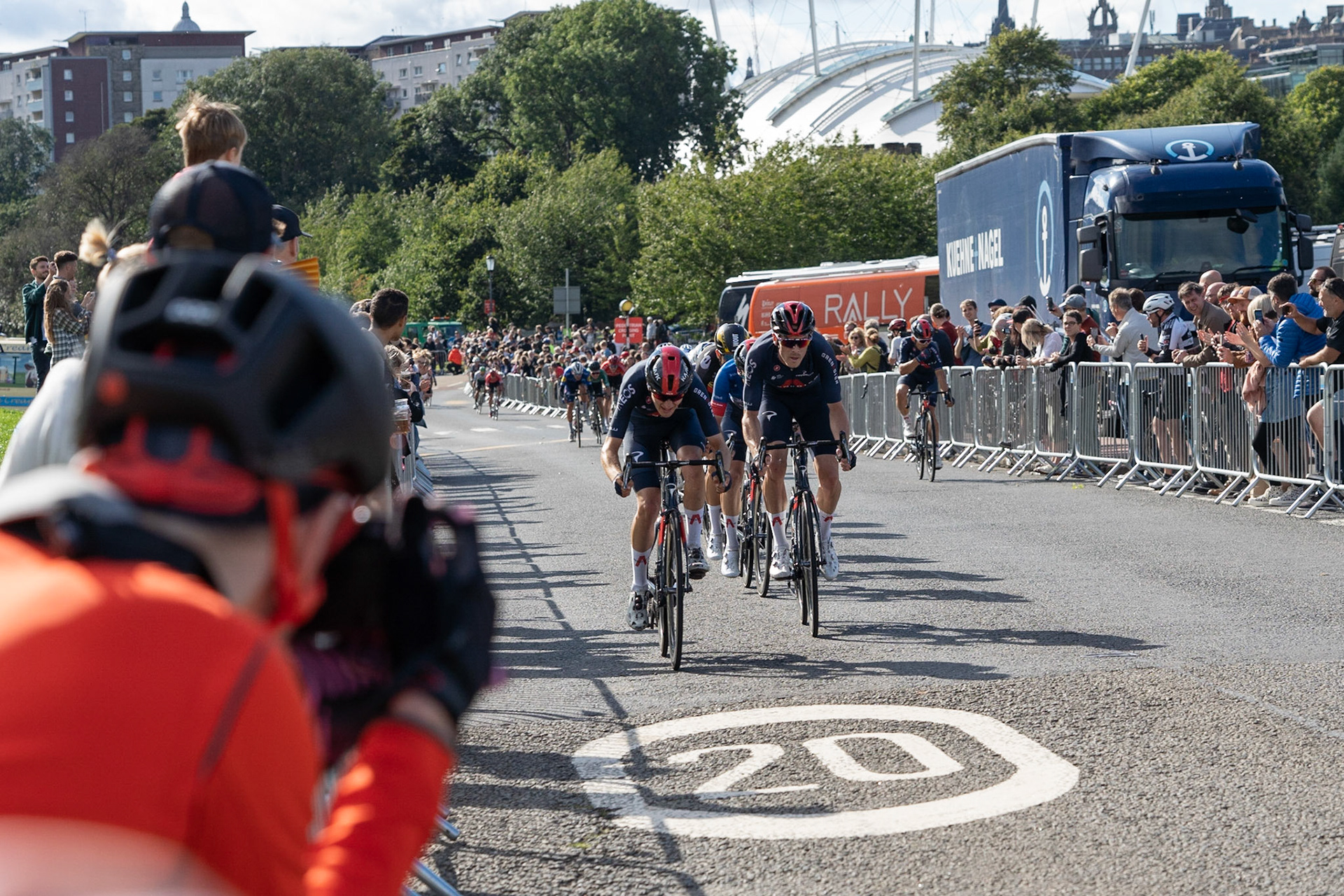 Edinburgh, Scotland, UK. 11th September 2021.Edinburgh’s Queens Drive plays host to the finish of Stage 7 of the 2021 AJ Bell Tour of Britain Cycling Race with Ethan Hayter, Wout Van Aert and Julian Alaphilippe battling to take the lead into the final stage tomorrow. Credit: Richard Gass/Alamy Live News