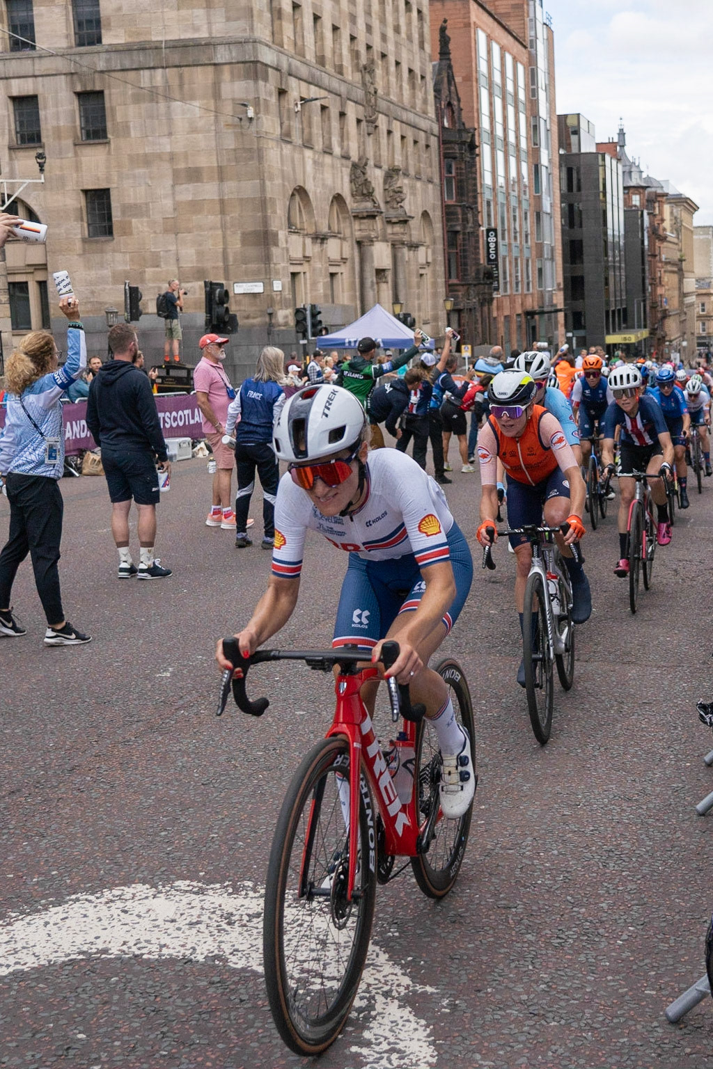 Glasgow, Scotland, UK. 13th August 2023. UCI World Championships – Lotte Kopecky of Belgium wins the Women’s Elite Road Race Road Race from Loch Lomond to Glasgow ending with 6 laps of the city centre circuit. Credit R.Gass/Alamy Live News