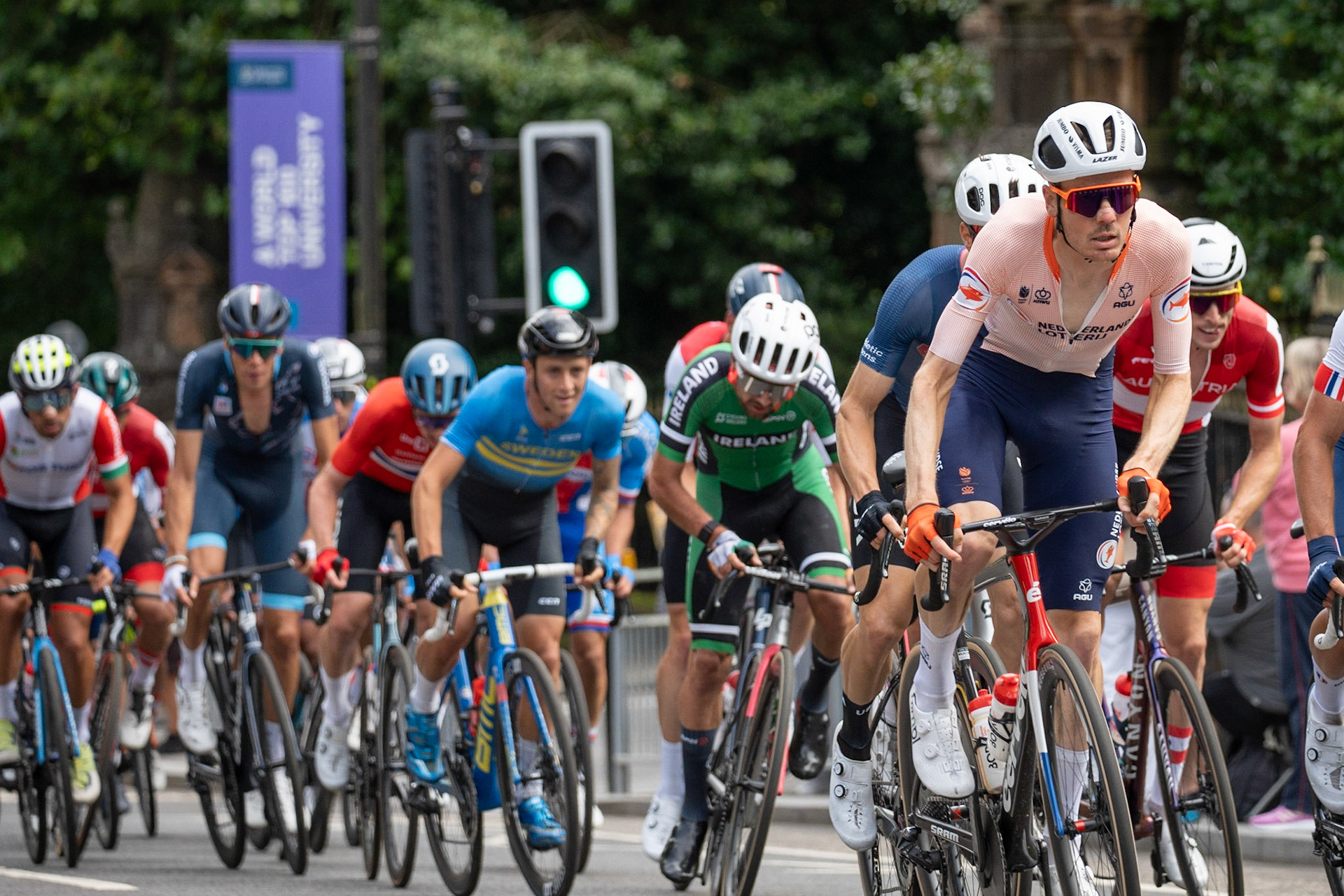 Glasgow, Scotland, UK. 6th August 2023. UCI World Championships – Mathieu van der Poel wins the Men’s Elite Road Race Road Race from Edinburgh to Glasgow ending with 10 laps of the city centre circuit. Credit R.Gass/Alamy Live News