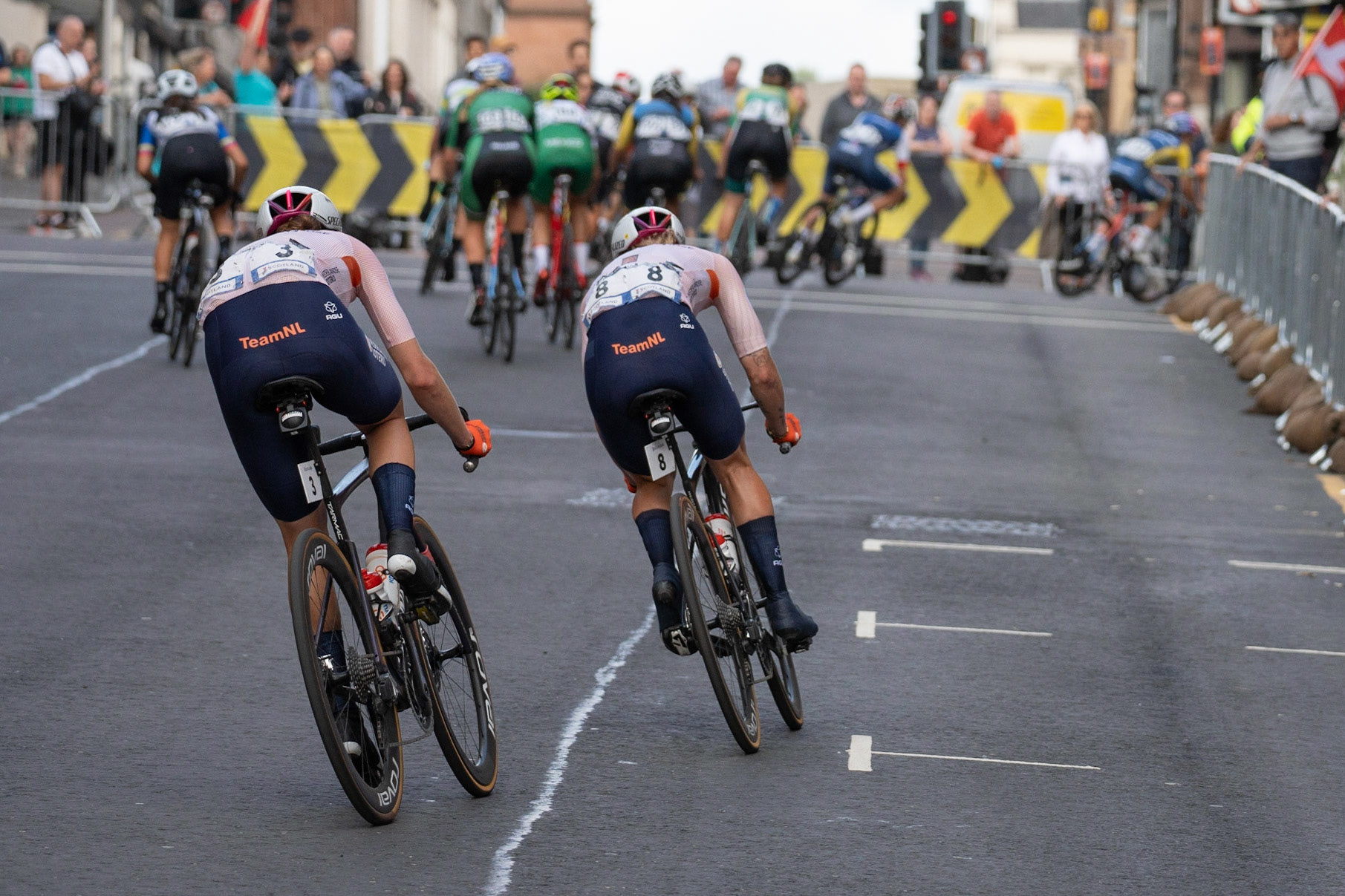 Glasgow, Scotland, UK. 13th August 2023. UCI World Championships – Lotte Kopecky of Belgium wins the Women’s Elite Road Race Road Race from Loch Lomond to Glasgow ending with 6 laps of the city centre circuit. Credit R.Gass/Alamy Live News