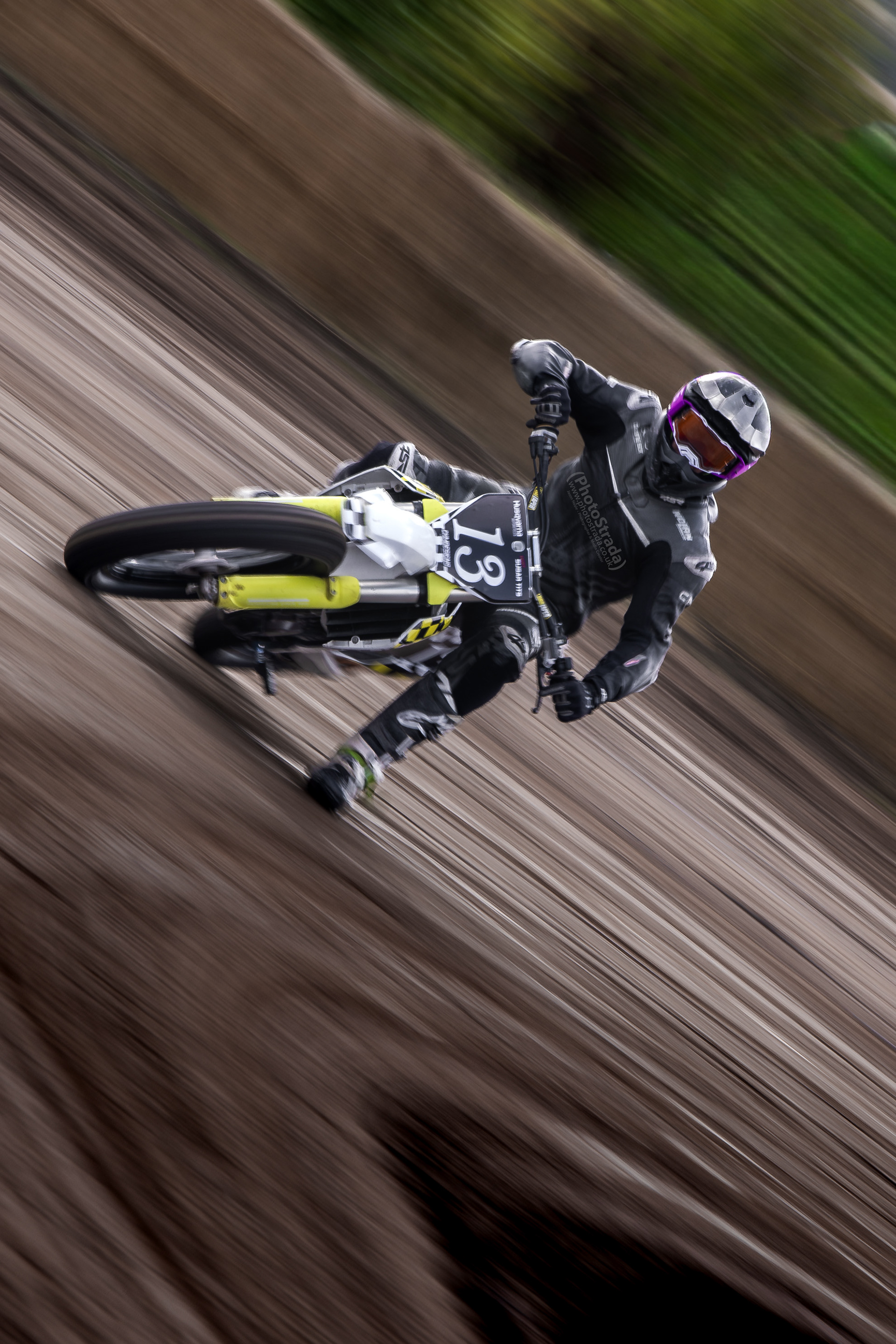 2025: Flat Track