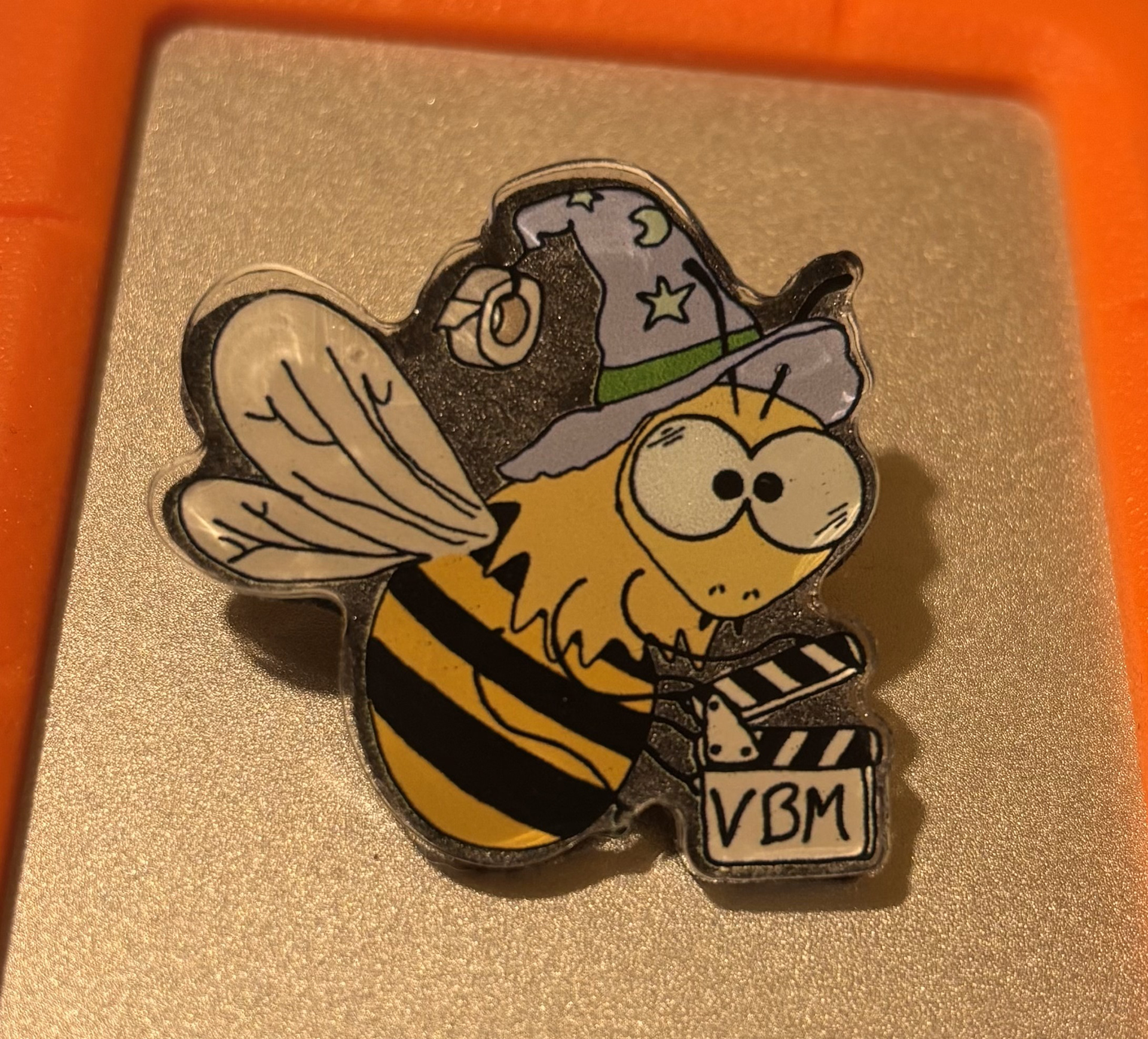 VERVE BEE MEDIA - Pin badge