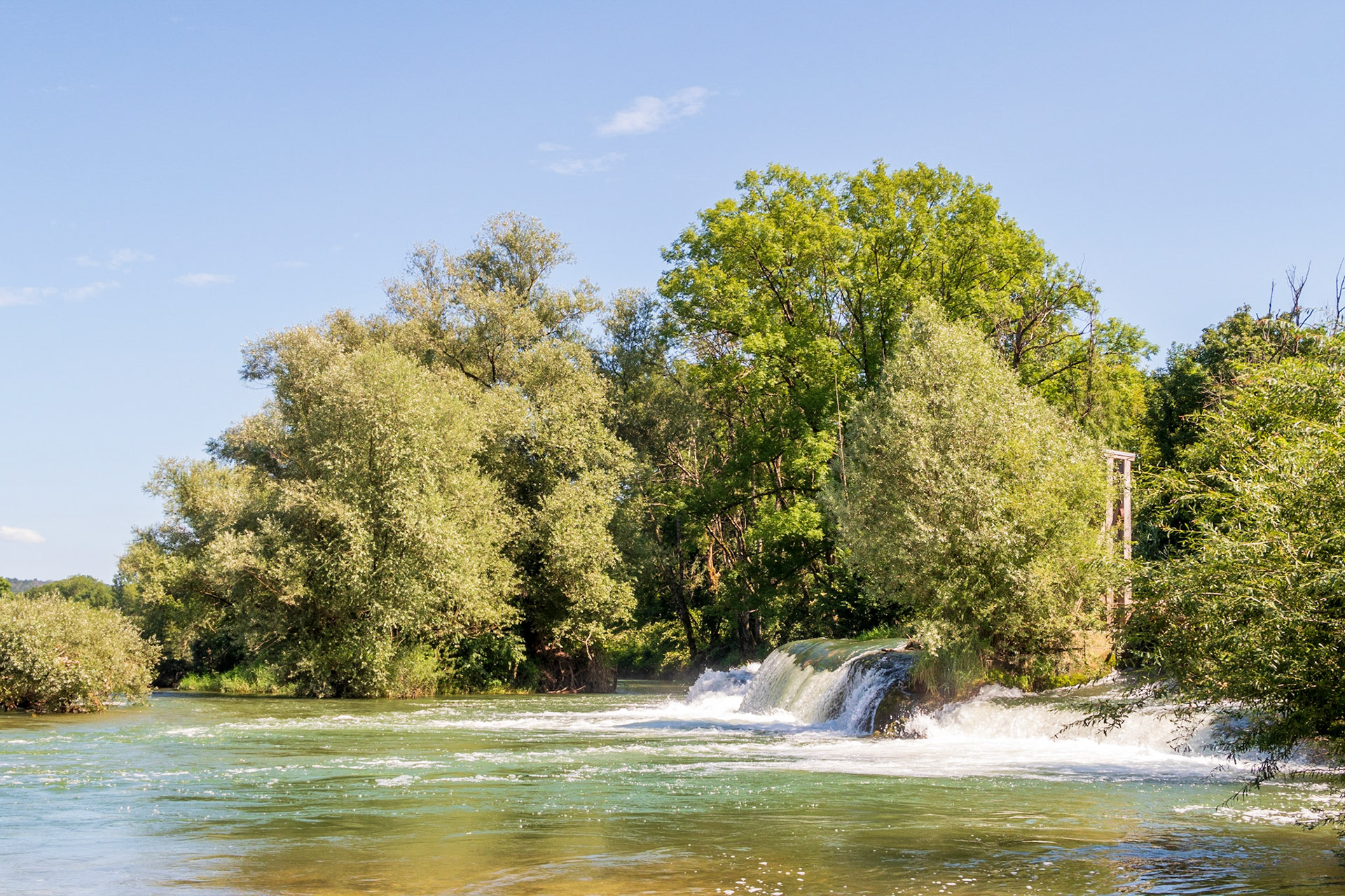 Chute d'eau sur la Loue (Arc-et-Senans - Doubs)