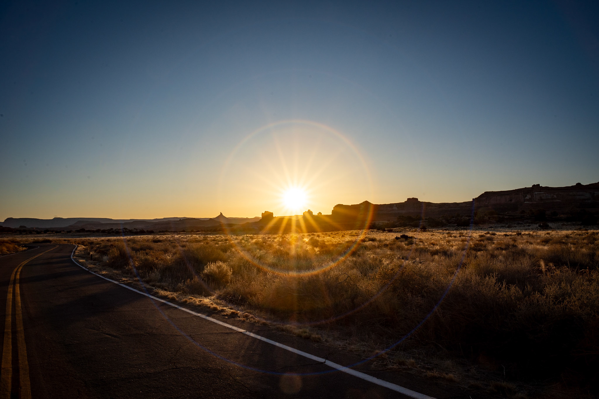 Desert Highway – Sunset Drive