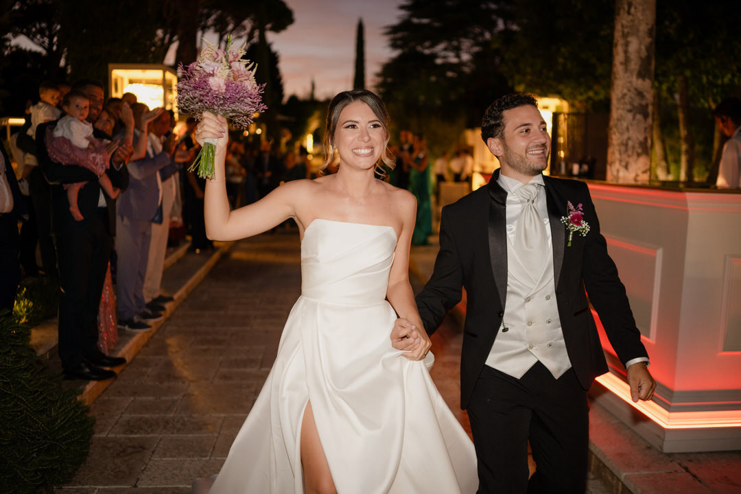 ritratto-sposi-tramonto-toscana-destination-wedding