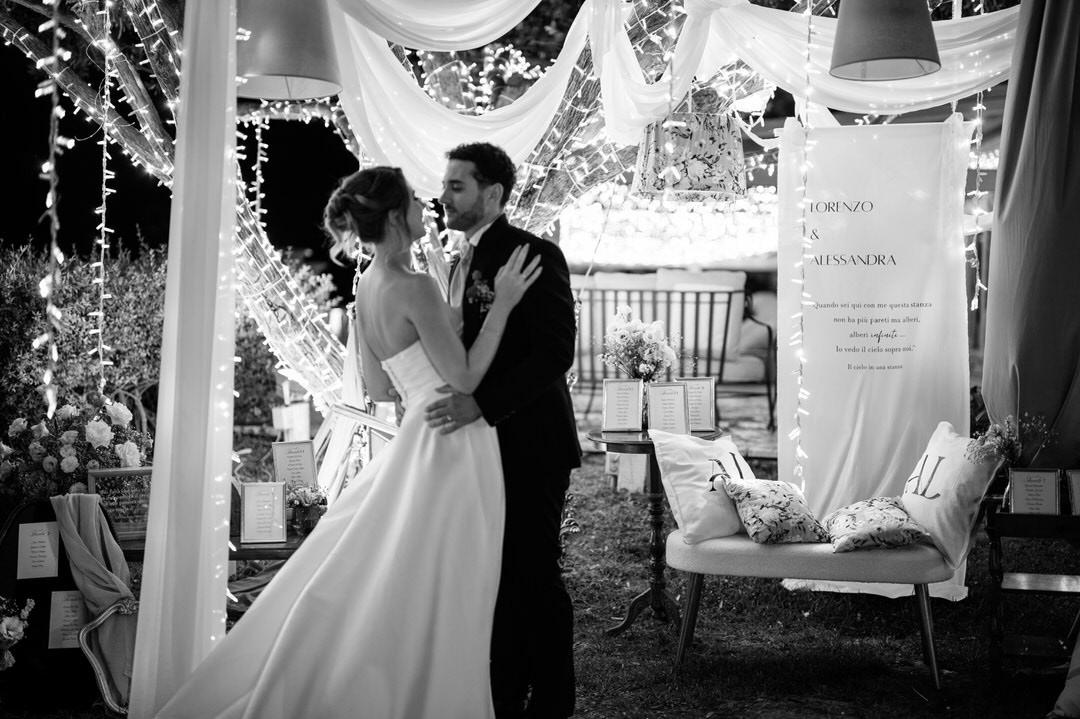 ritratto-sposi-tramonto-toscana-destination-wedding