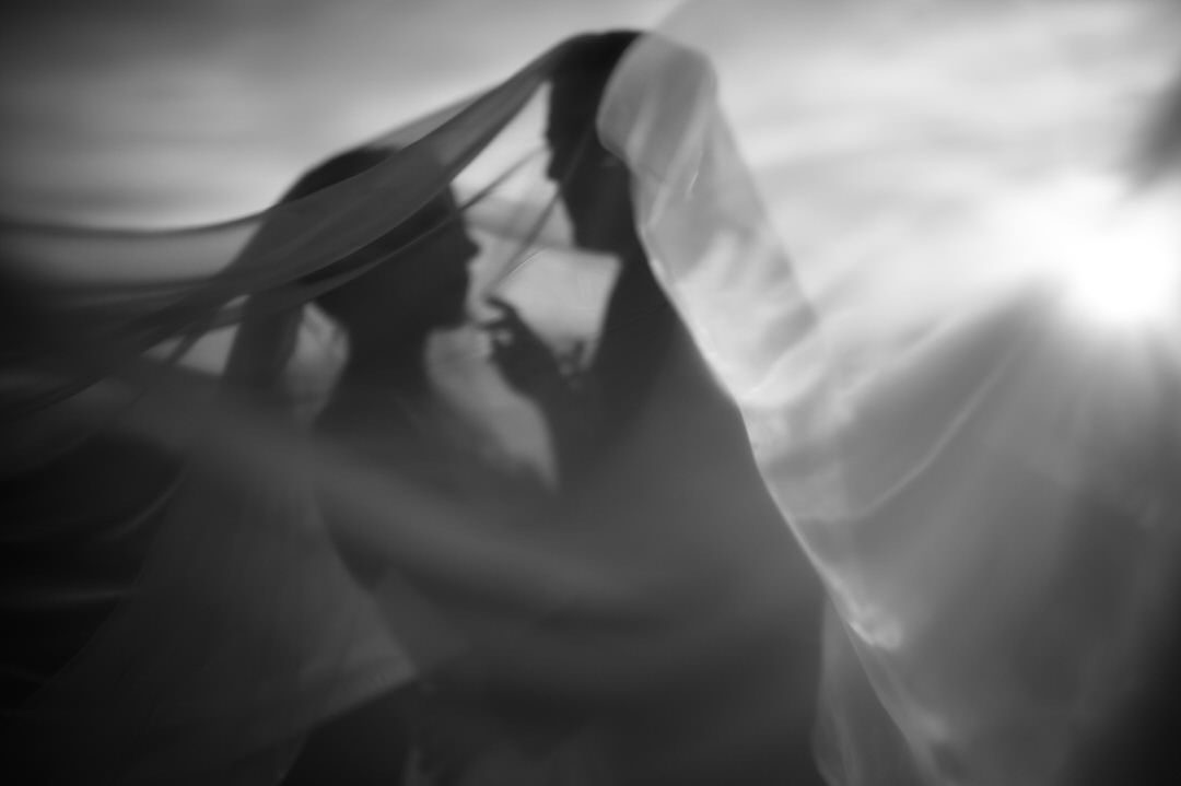 ritratto-sposi-tramonto-toscana-destination-wedding