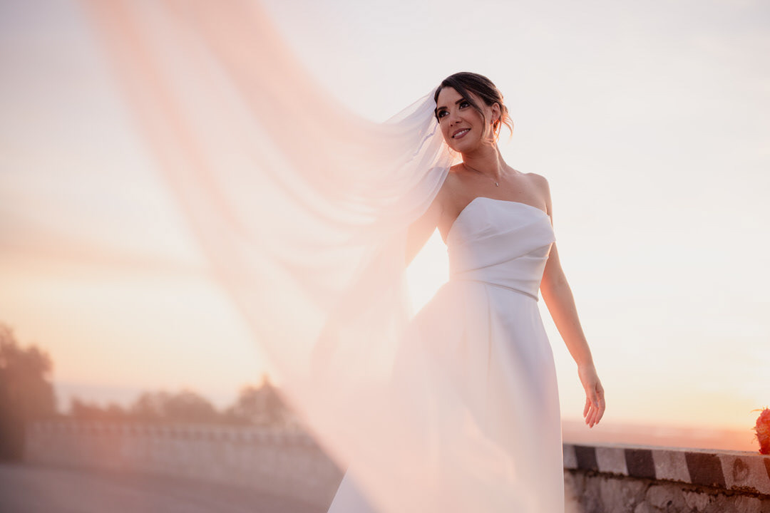ritratto-sposi-tramonto-toscana-destination-wedding