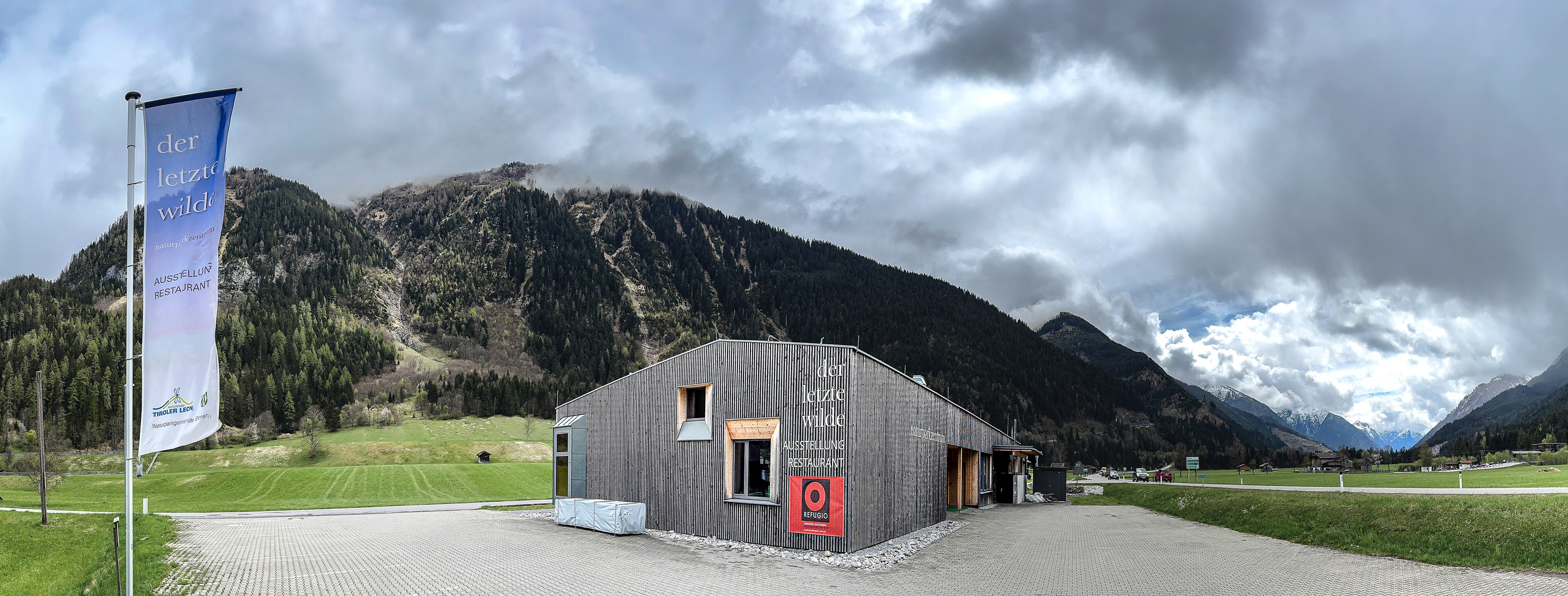 VERNISSAGE
REFUGIO
Ausstellung Land Art