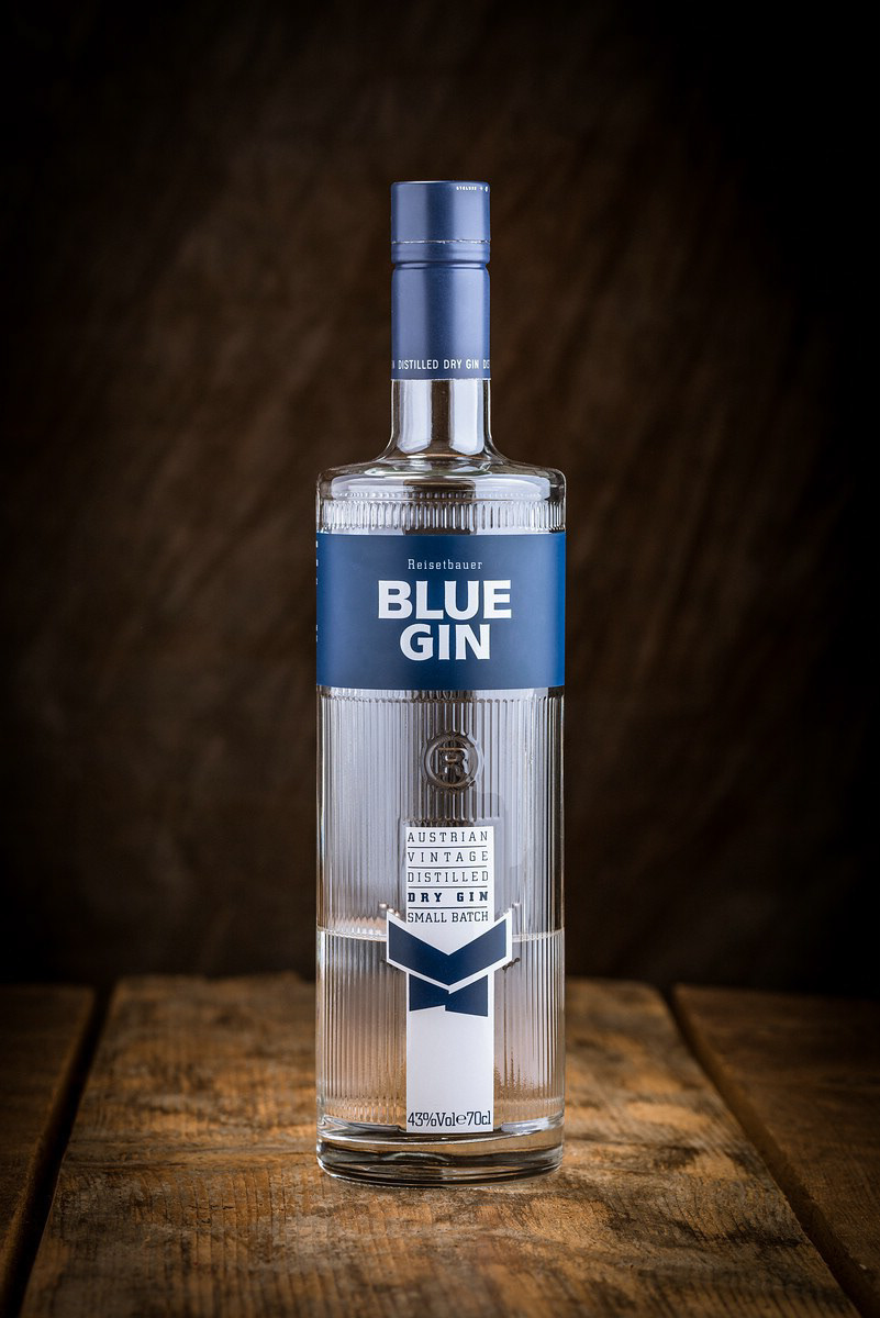 BLUE GIN