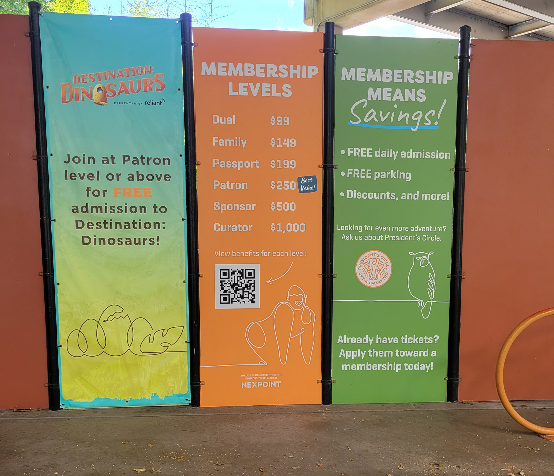 Signage for the membership acquisition campaign centered on visiting Destination: Dinosaurs