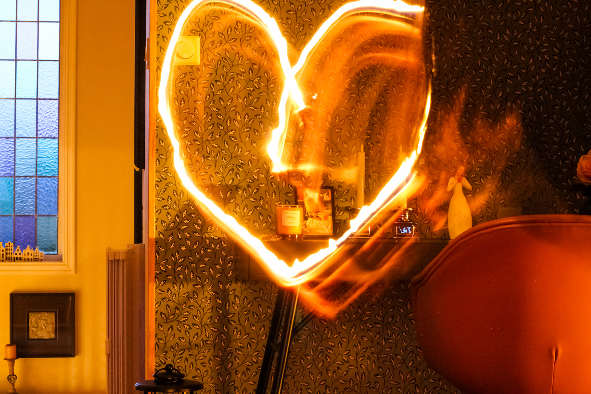 Drawing with light
