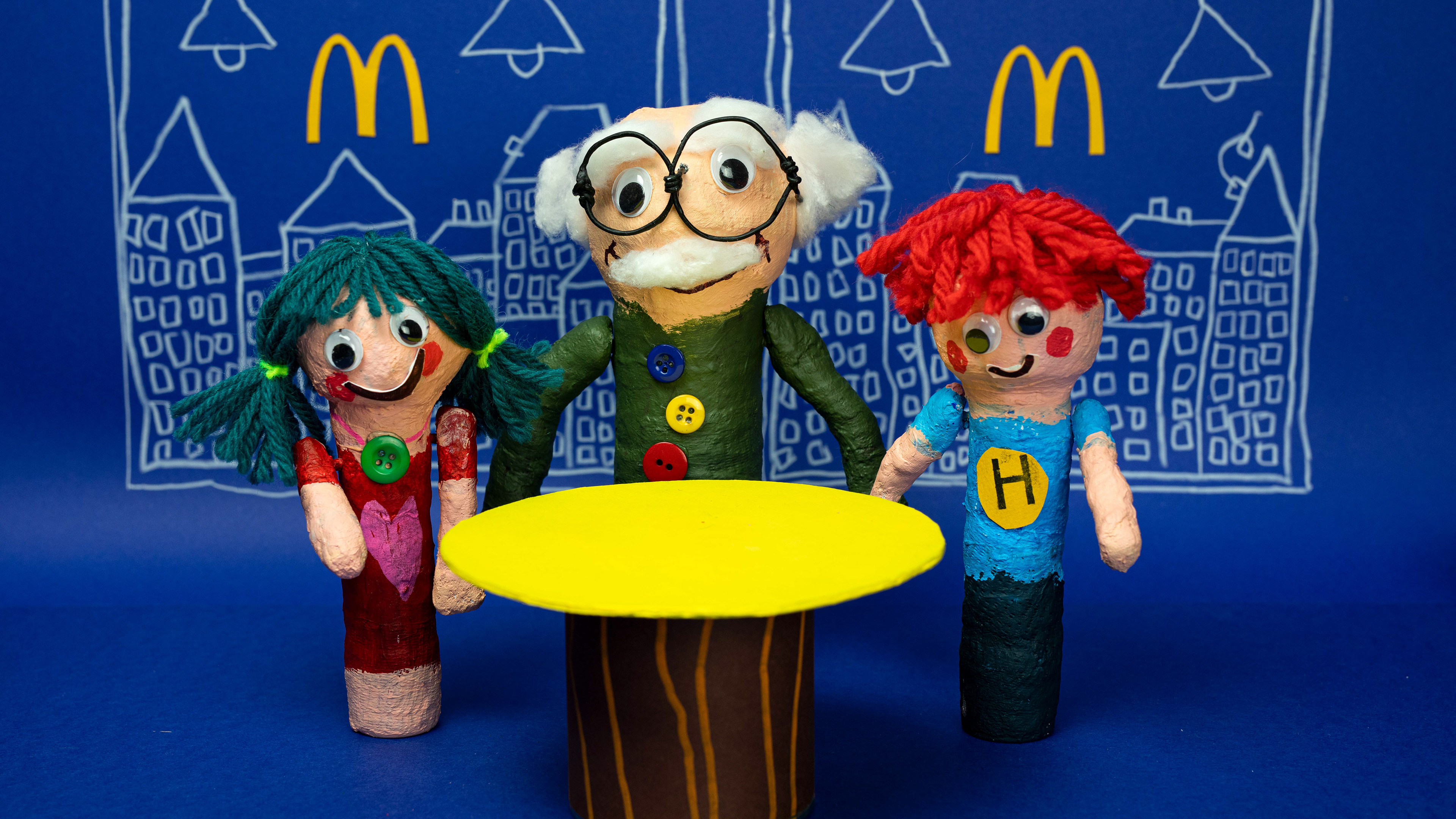 Tofdru, tof dru, PARIS, illustration, illustrateur, graphiste, graphisme, typographie, photographie, collage, dessin, peinture, animation, stop motion, film, Mc Do, Mac DO, puppets, cut, papier découpé, feutre