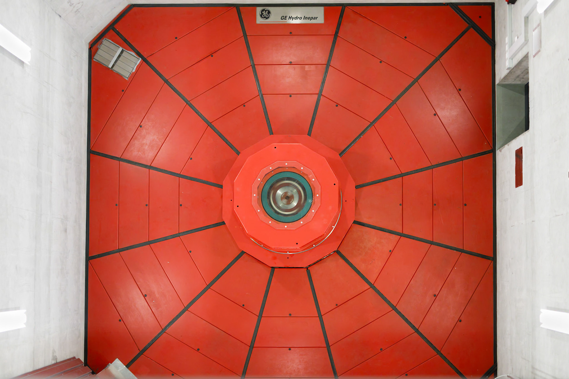 Grimsel 1 Unit 2 (Nachschubturbine), Generator Cover