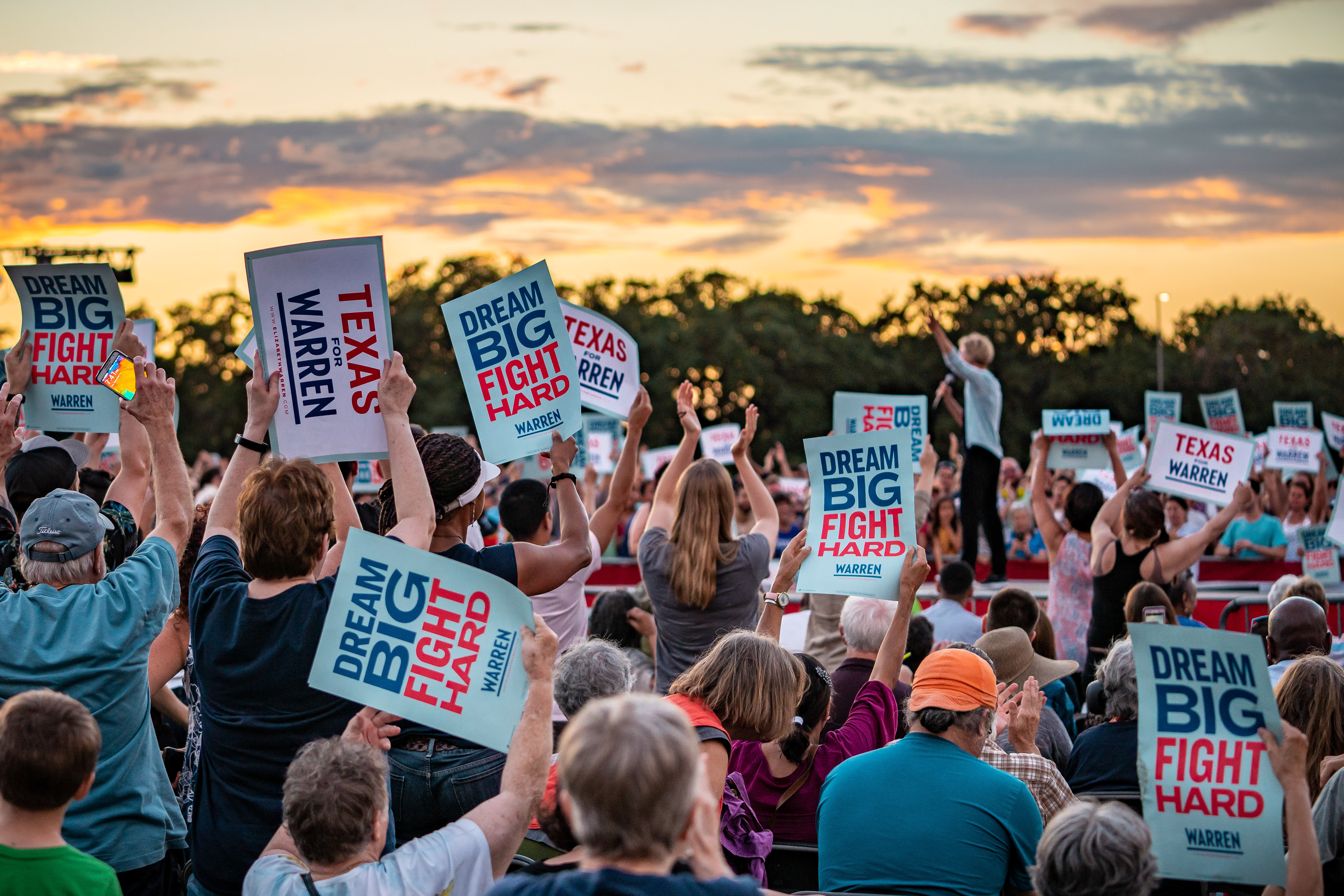Supporters of Senator Elizabeth Warren stand up and cheer during a town hall event on September 10, 2019 at Auditorium Shores in Austin, Texas.