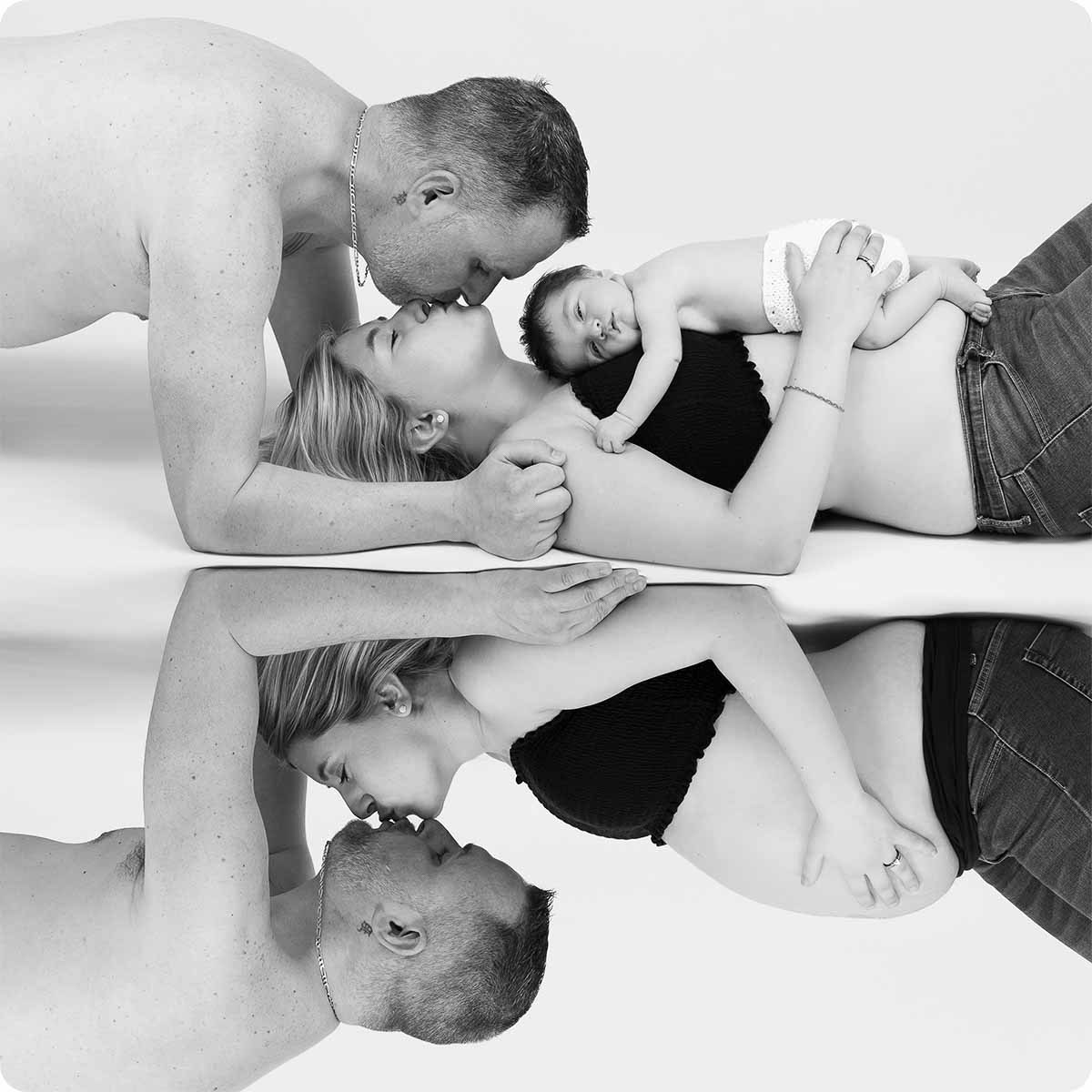 Photographe femme enceinte près de Saint Pavace pour séance photo grossesse à Sillé le Guillaume