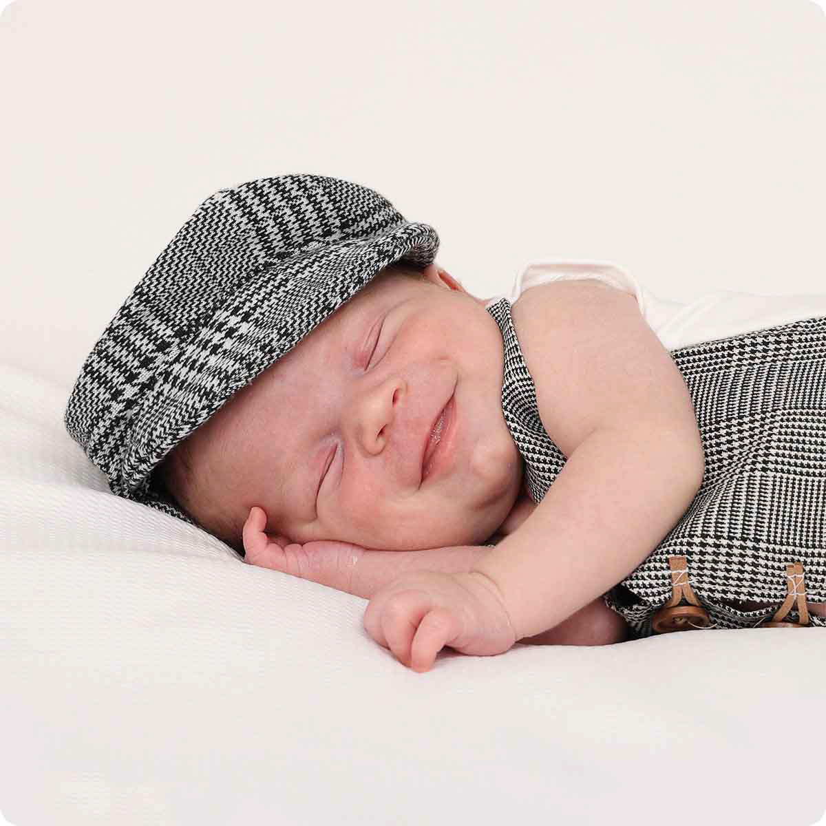 Shooting photo bébé à Flers (61) par photographe naissance près de Fresnay sur Sarthe