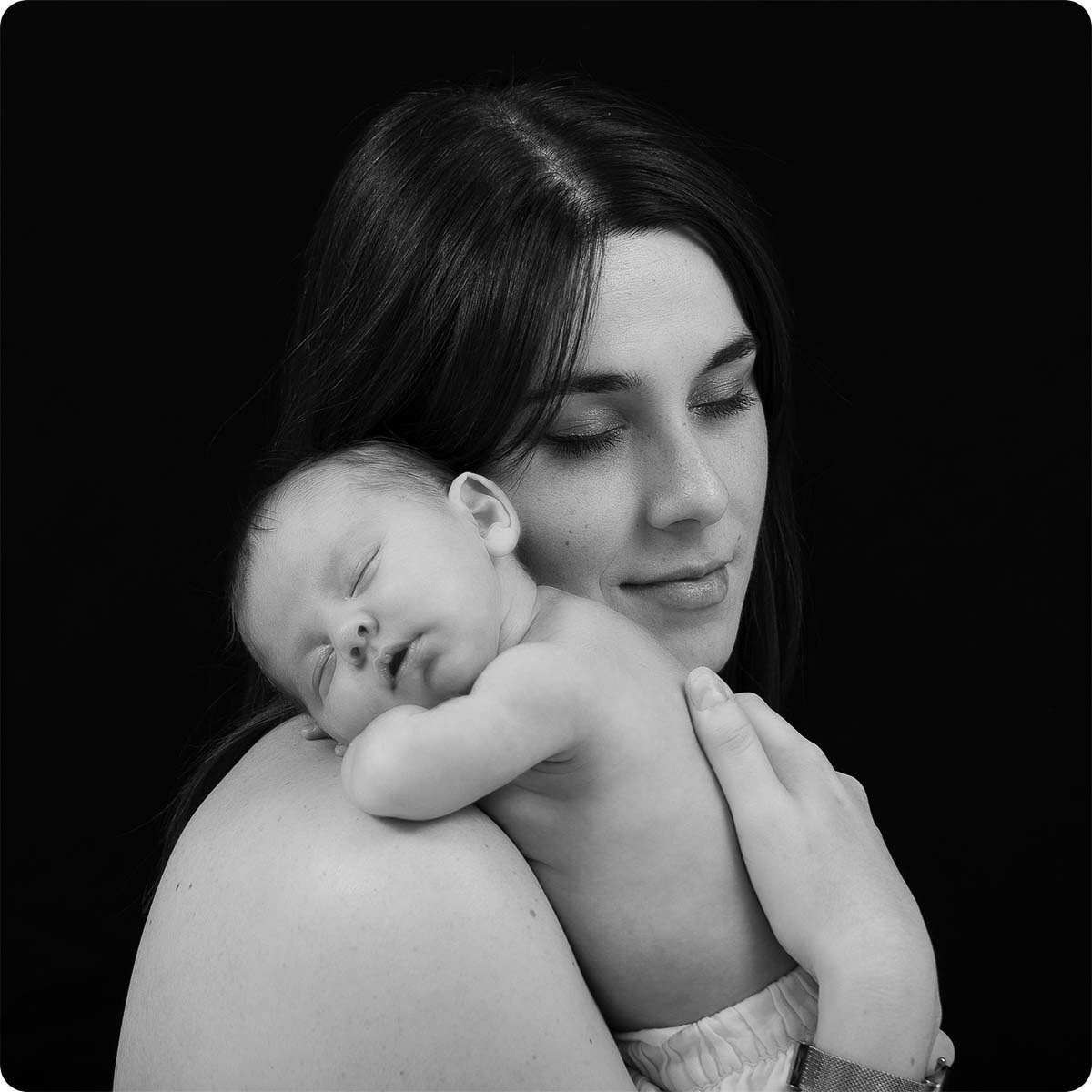 Photographe bébé nouveau né Le Mans