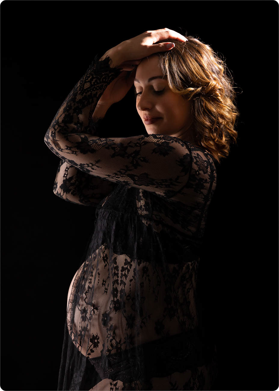 Shooting photo femme enceinte à Coulaines par photographe grossesse près de Saint Saturnin