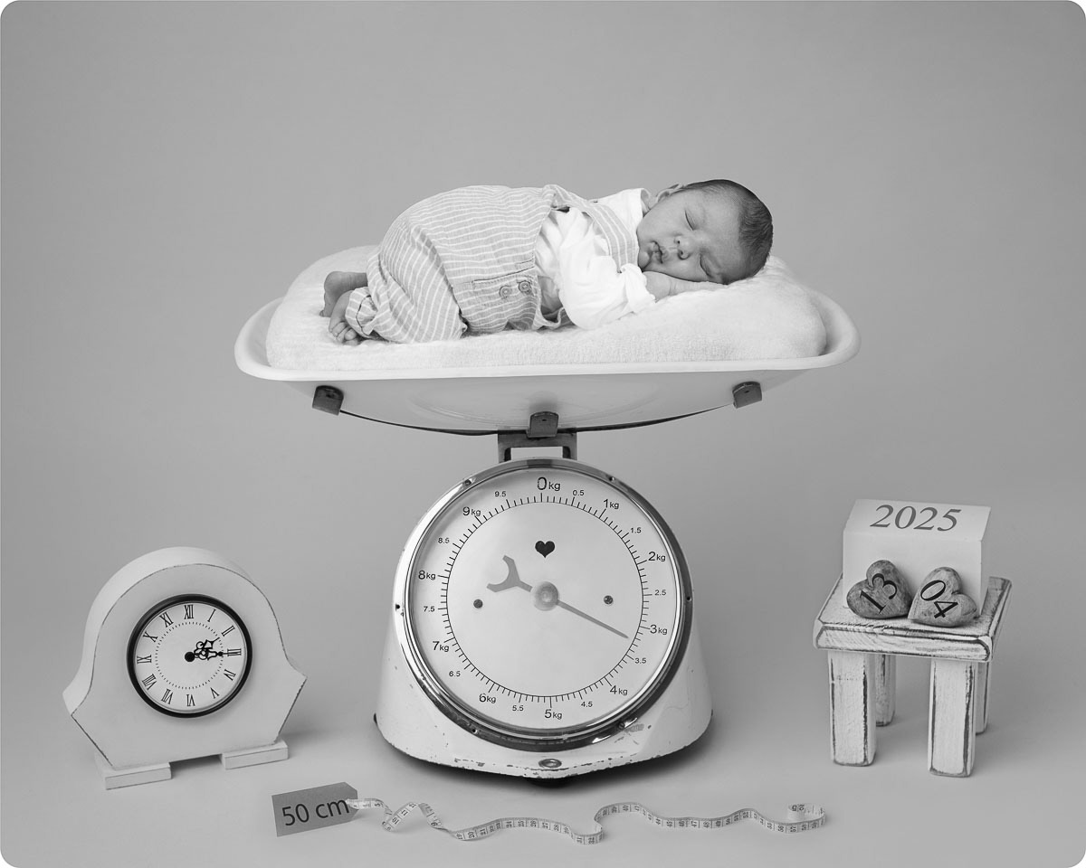 Photographe nouveau né Sarthe pour shooting photo naissance Le Mans