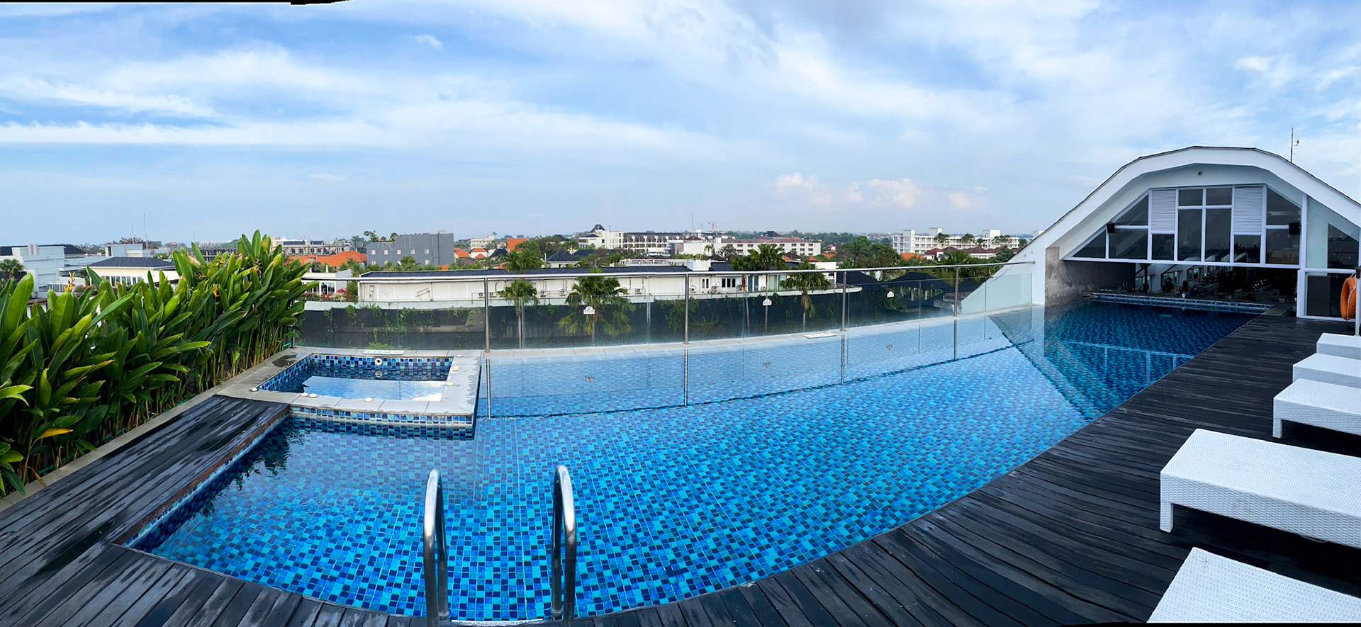 Hotel jambuluwuk oceano seminyak