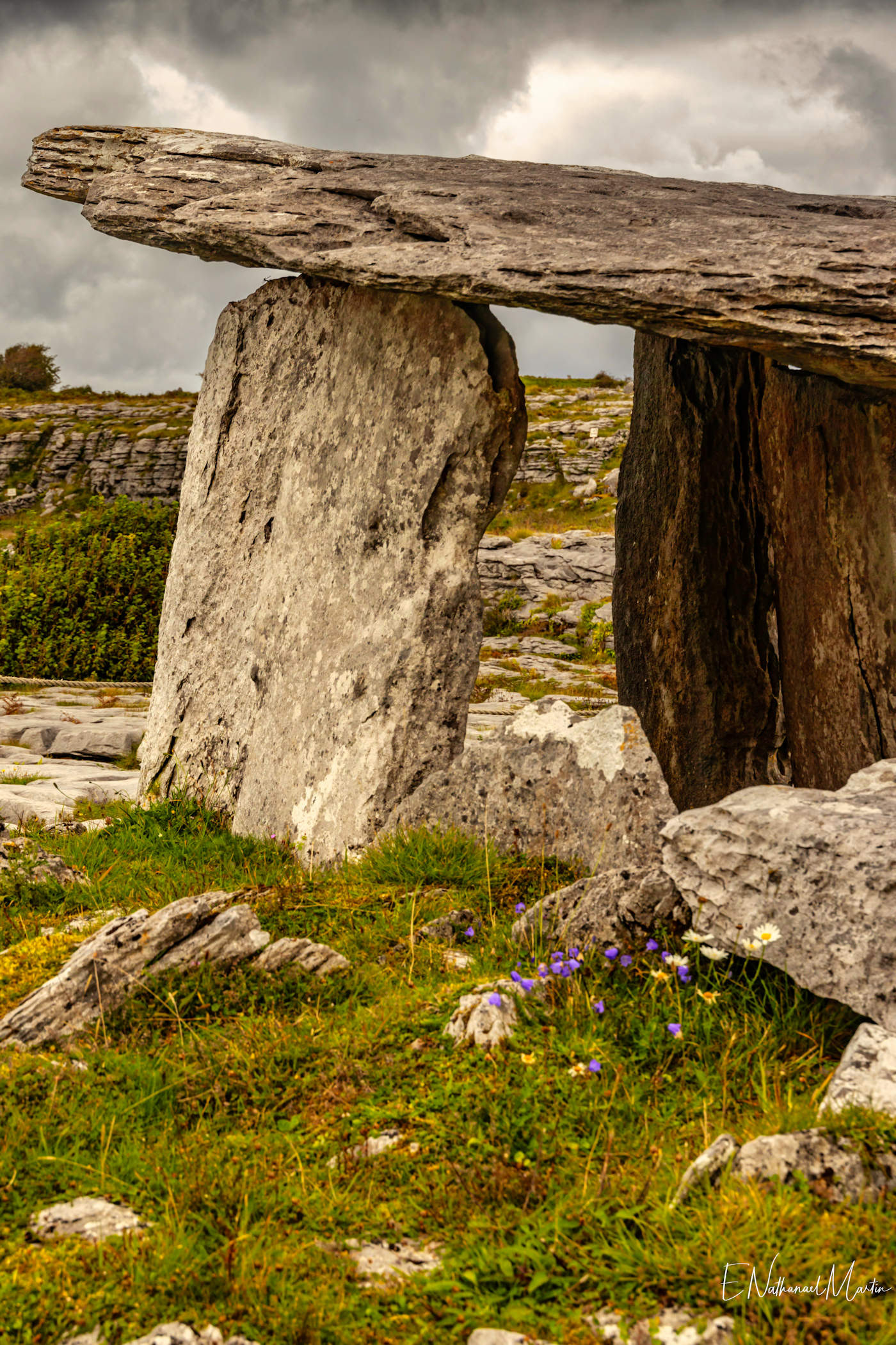 Poulnabrone dolmen