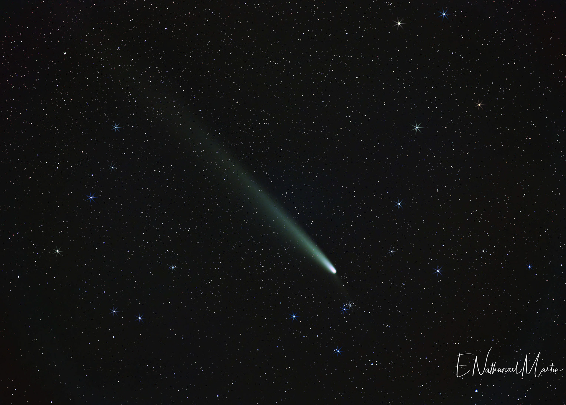 Wide view of the comet and tail, shot on Fuji XT-5 with Tamron 17-70 F2.8 lens.