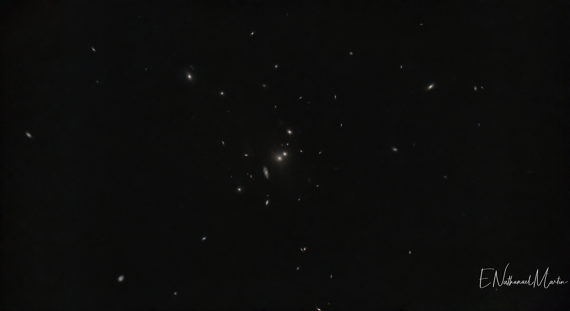 Hydra Galaxy Cluster without Stars - Galaxies only!