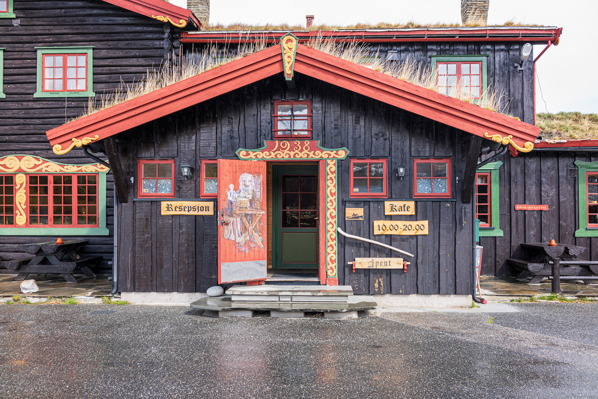 Dovregubbens hall