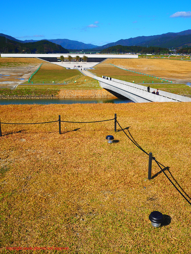 Tohoku. Iwate ken. Rikuzentakata 陸前高田市 Tsunami Memorial Museum