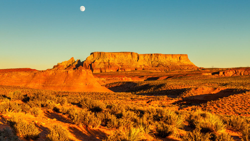 Sunset with a full moon near Antelope Canyon Arizona