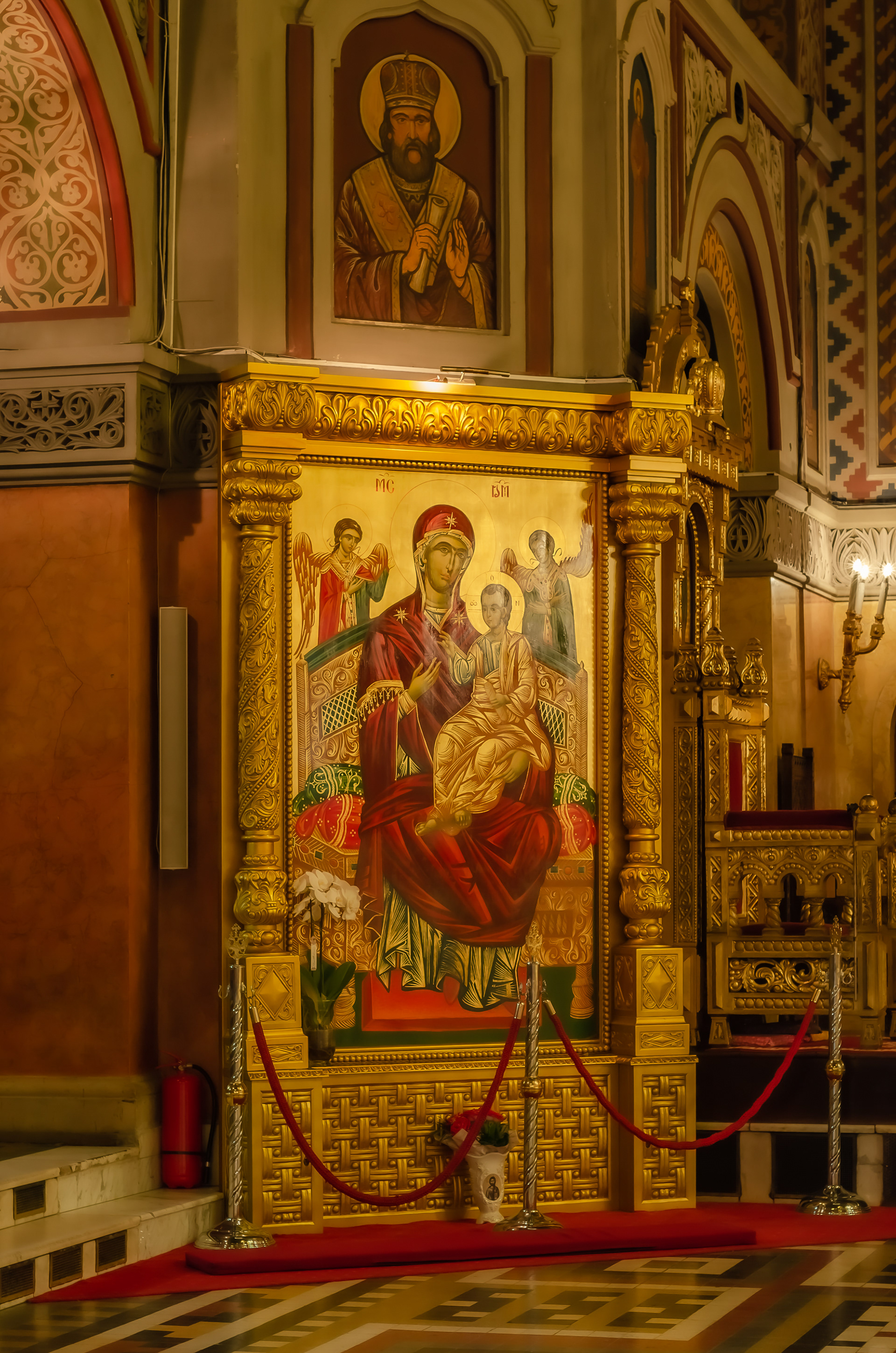 Rumänisch-orthodoxe Kathedrale der drei Hierarchen innen