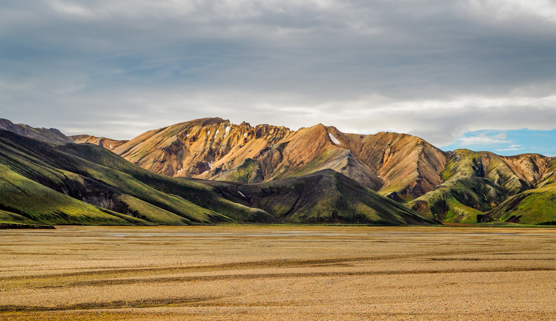 Road to Landmannalaugar