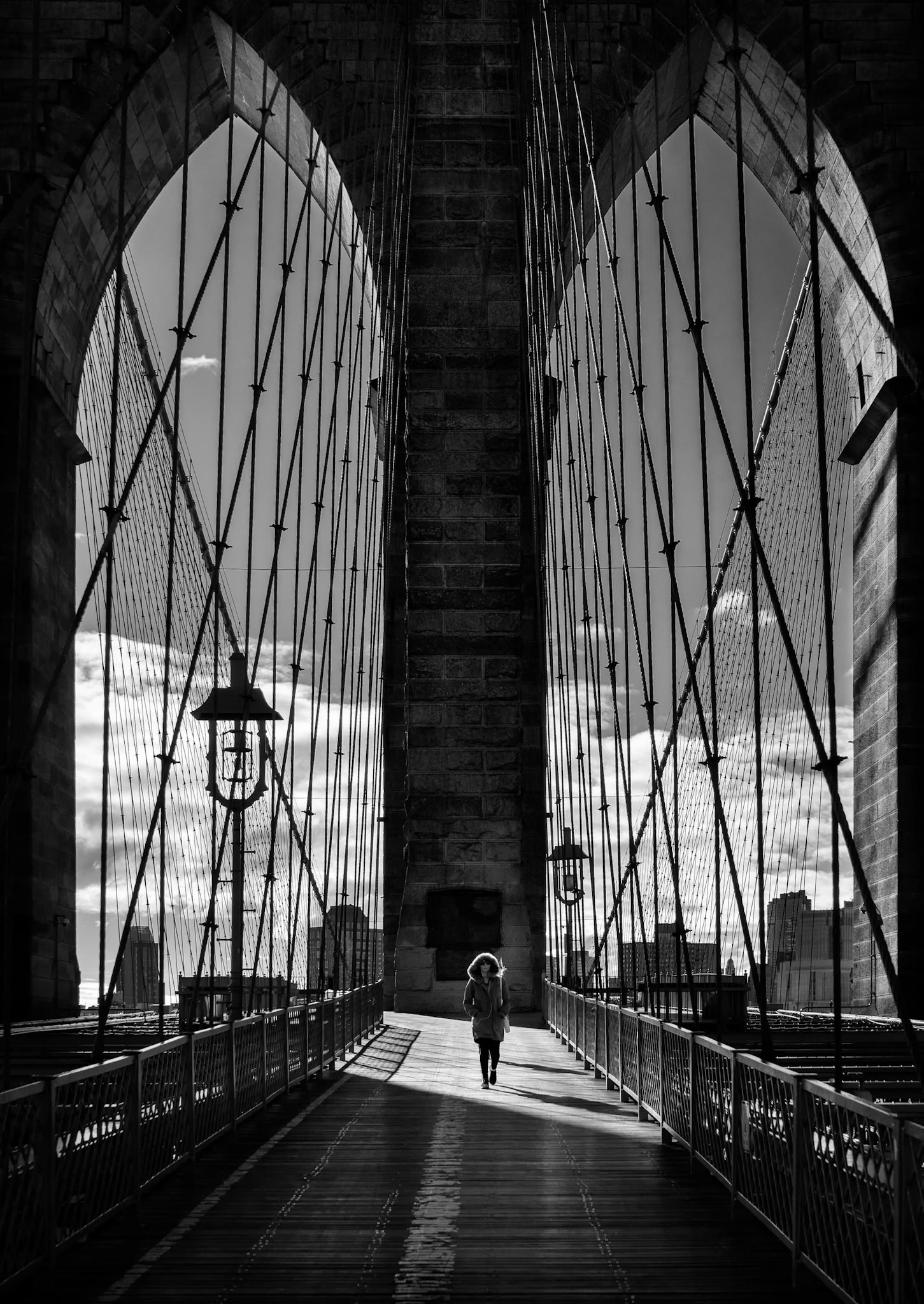 Lady on Brooklyn Bridge