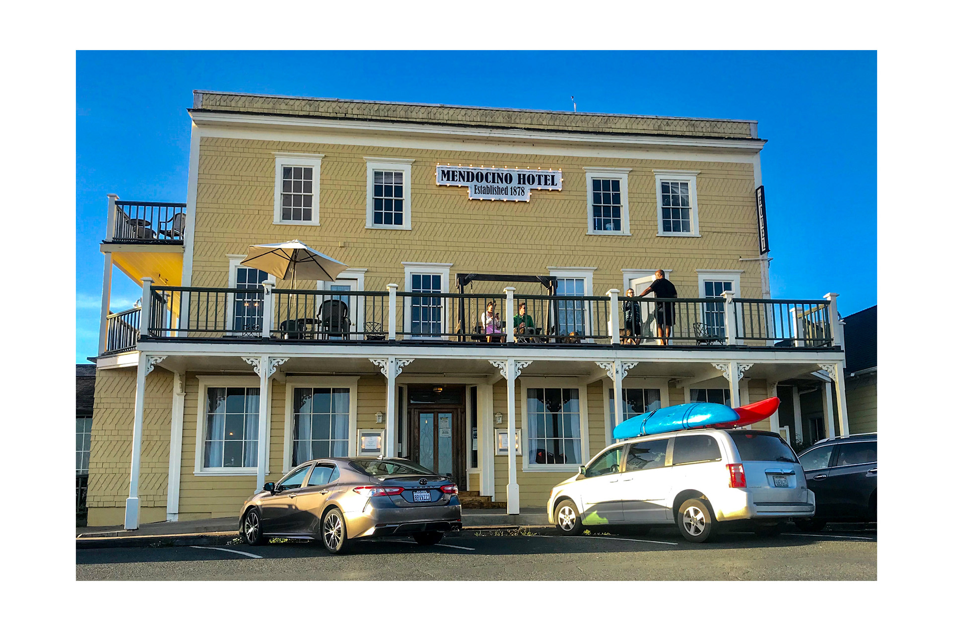 mendocino hotel 