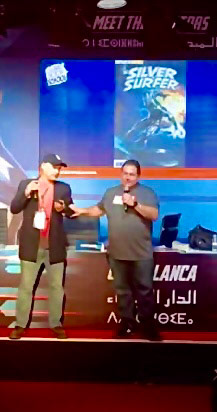 Darren & Buddy sing a duet of Islands in the Stream.