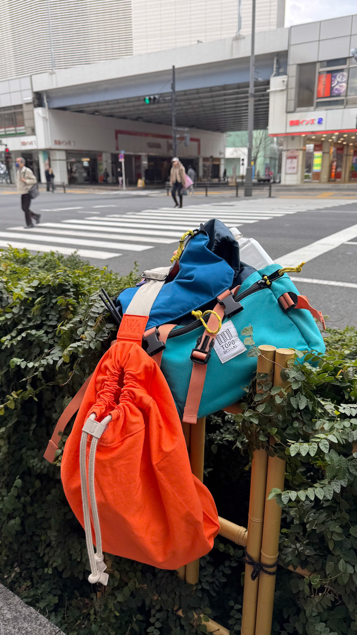 I love this bag and almost bought another