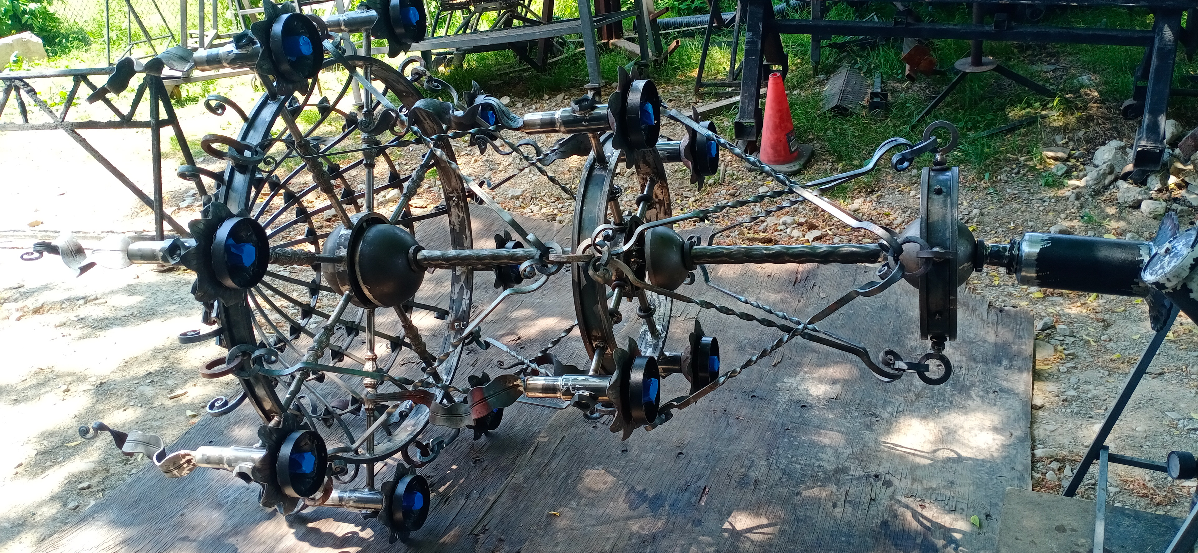 Lamp, by O. Tyndyk and O. Shishkin, Brantford, Canada