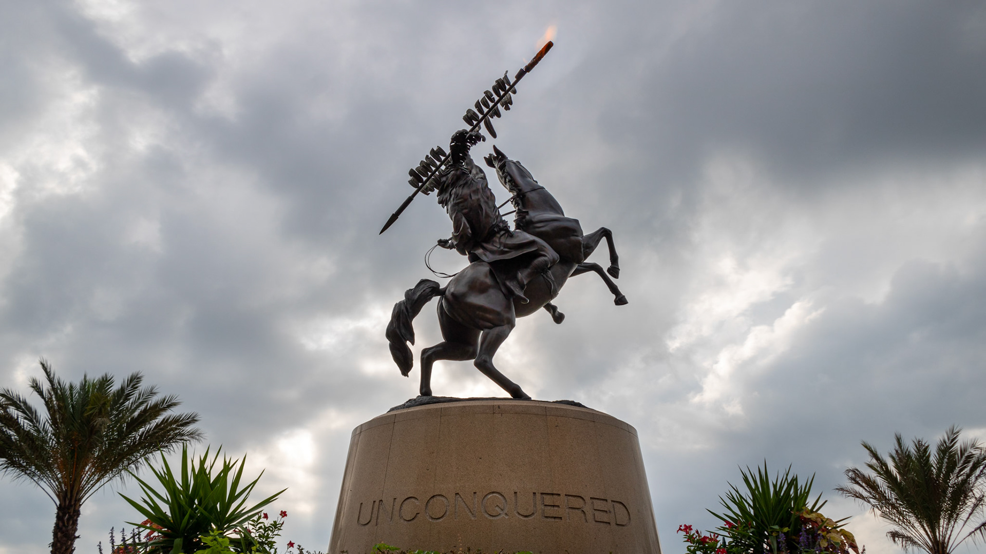 A Storm is Coming at the Unconquered Statue