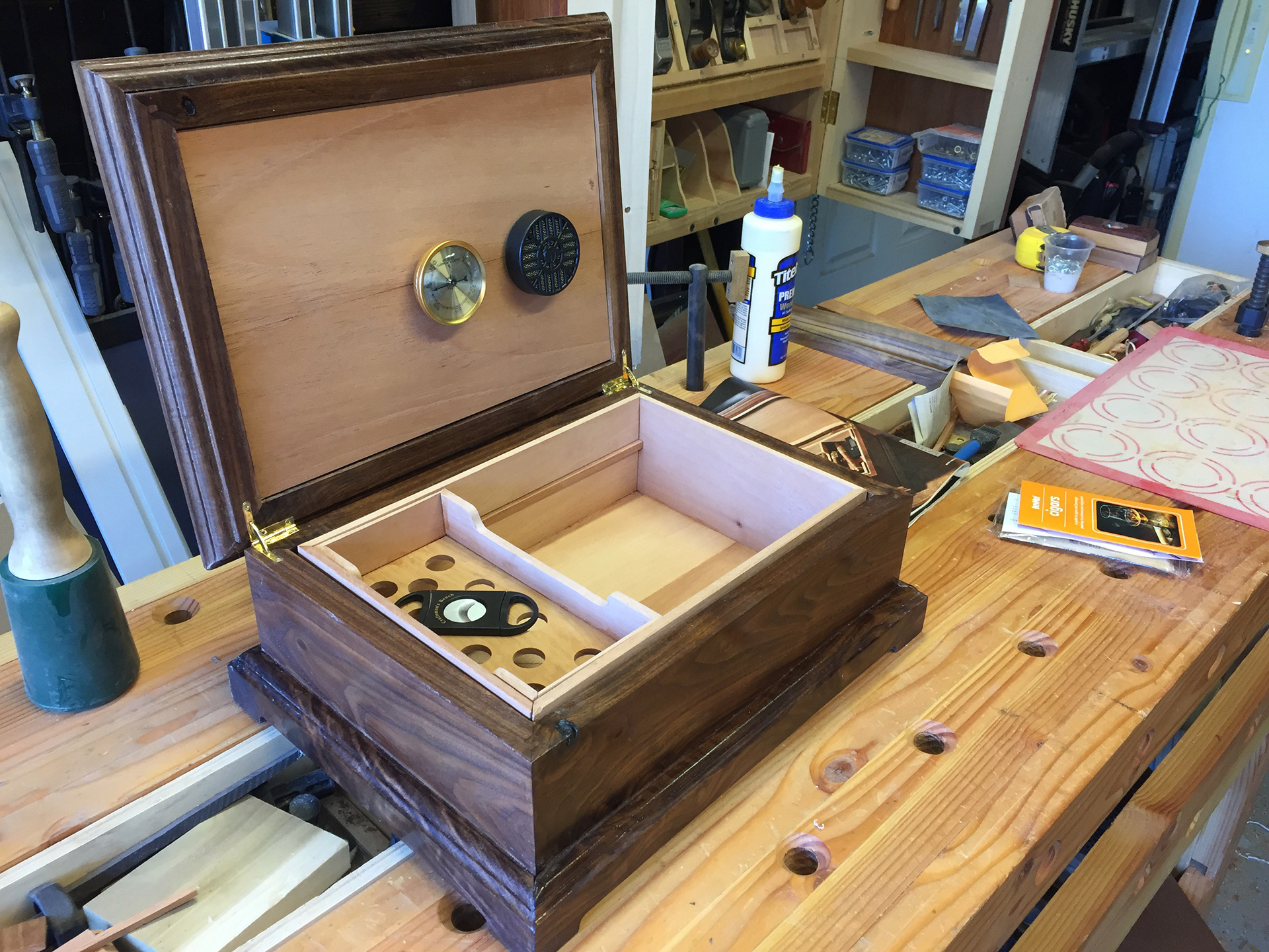 Walnut / Maple/ Spanish cedar Humidor