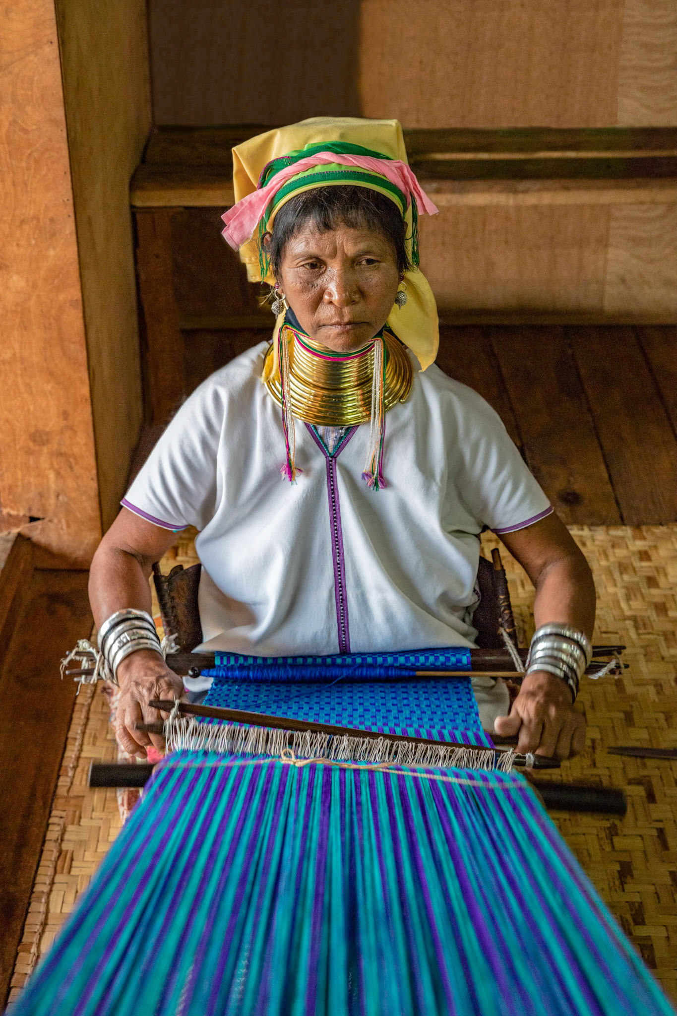 Neck Ring Weaving