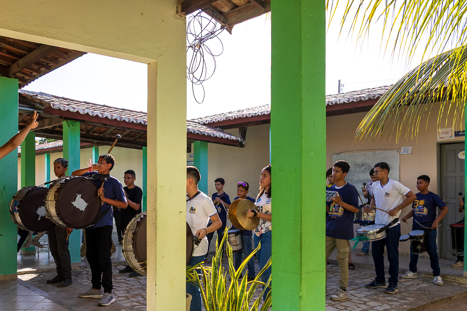 Fanfarra Santa Teresinha se apresenta na abertura da exposição em Ipanguaçu, 26/11/2025