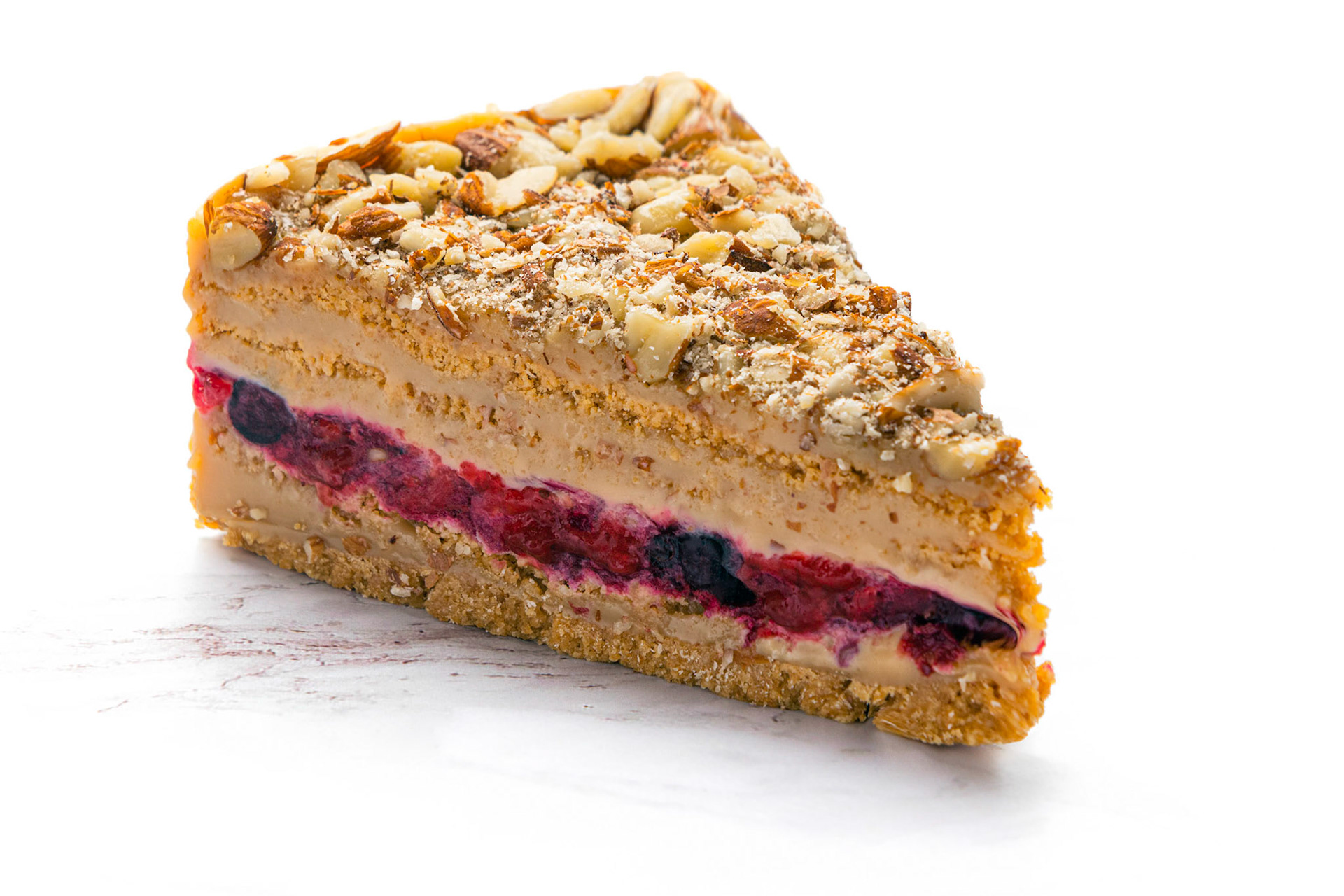 Torta Caluga Frutos Rojos