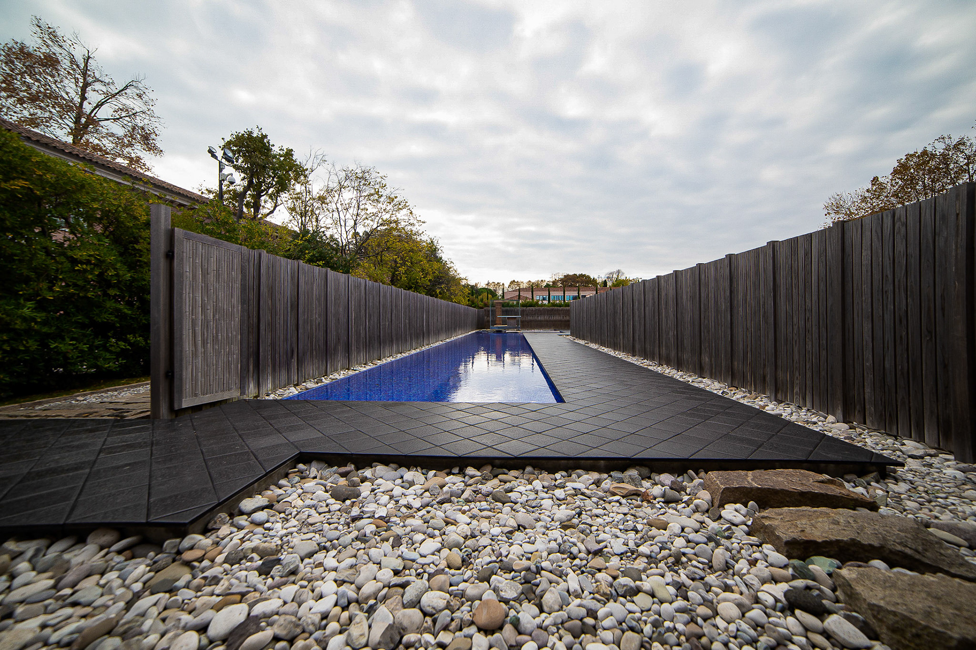 Glass Tea House “Mondrian” di Hiroshi Sugimoto | © Giuseppe Belfiore