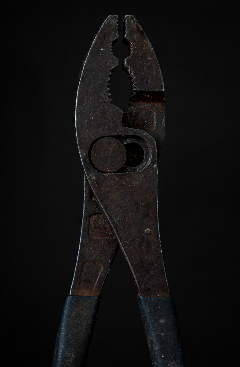 Pliers