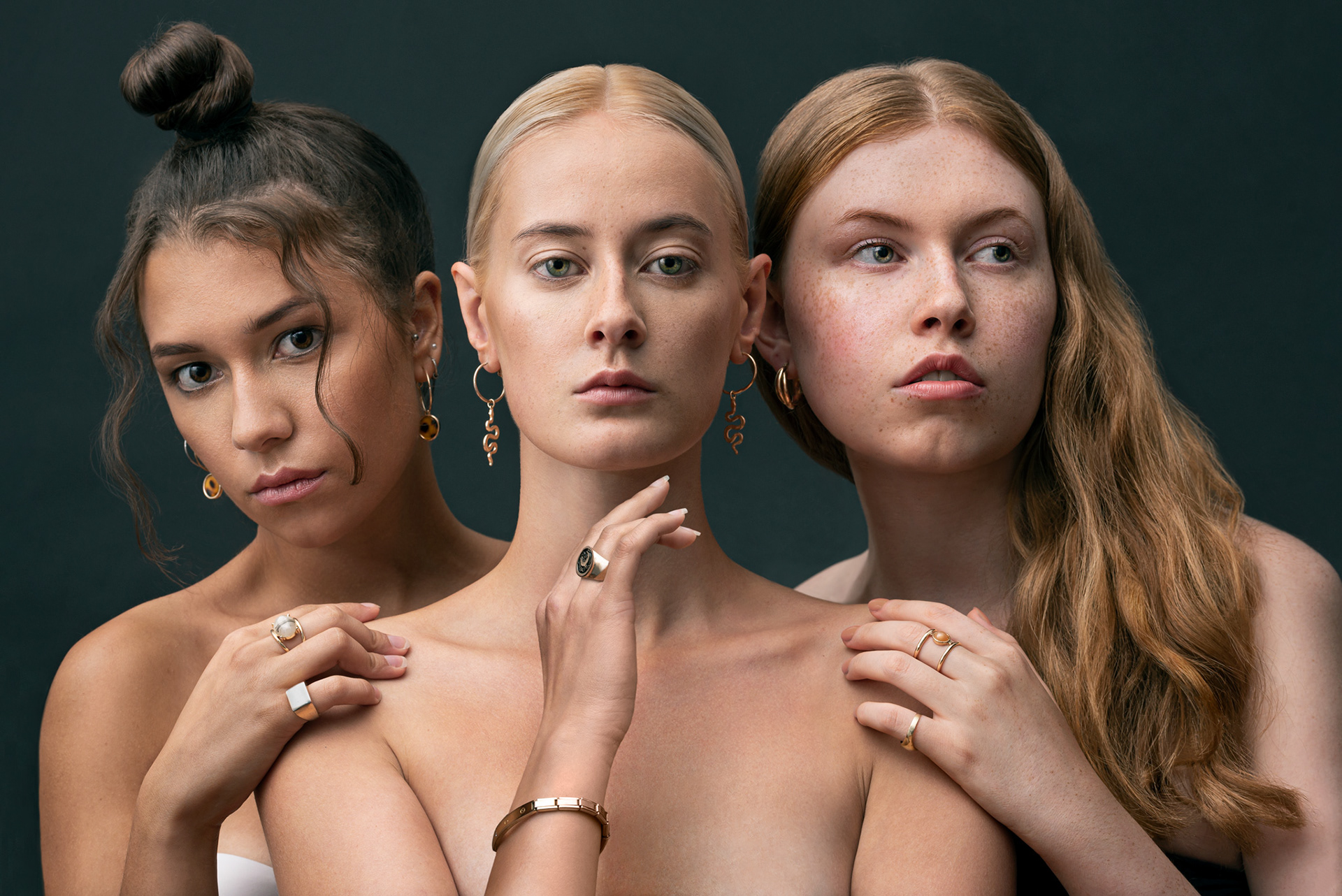 Models: Wiktoria Wójcikiewicz @littlebitblack, Magdalena Frost @_frostmagdalena, Aleksandra Słaby @aleslabo, HMUA: 1.4.1. Make-Up @1.4.1.makeup, Styling: Maja Malinowska @majkaaam