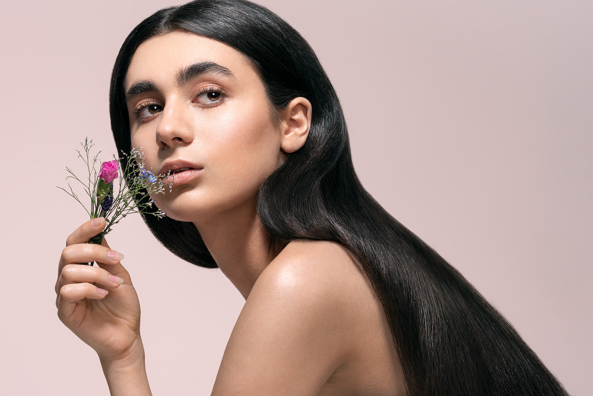 model: @czerly, MUA: @1.4.1.makeup