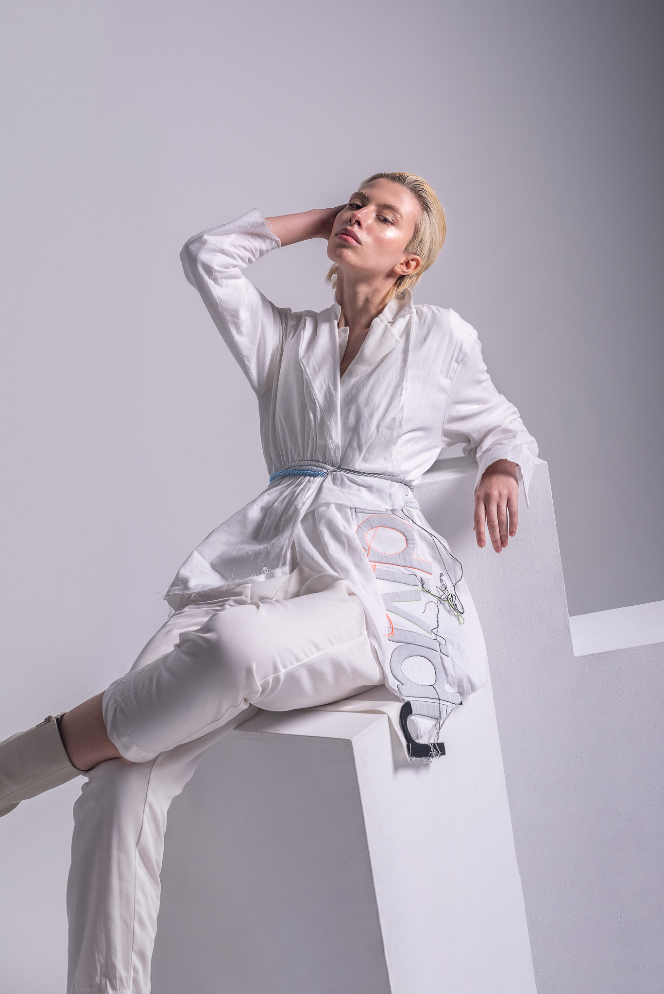 Model: Sonia @sonia_luczak @malvamodels | HMUA: Dawid Wieczorkowski @eyeofthedarkness_ | styling: Klaudyna Wójcik @style_sistars | Designer: Nikola Fedak @nikolafedak | Studio 57 @studio57.com.pl